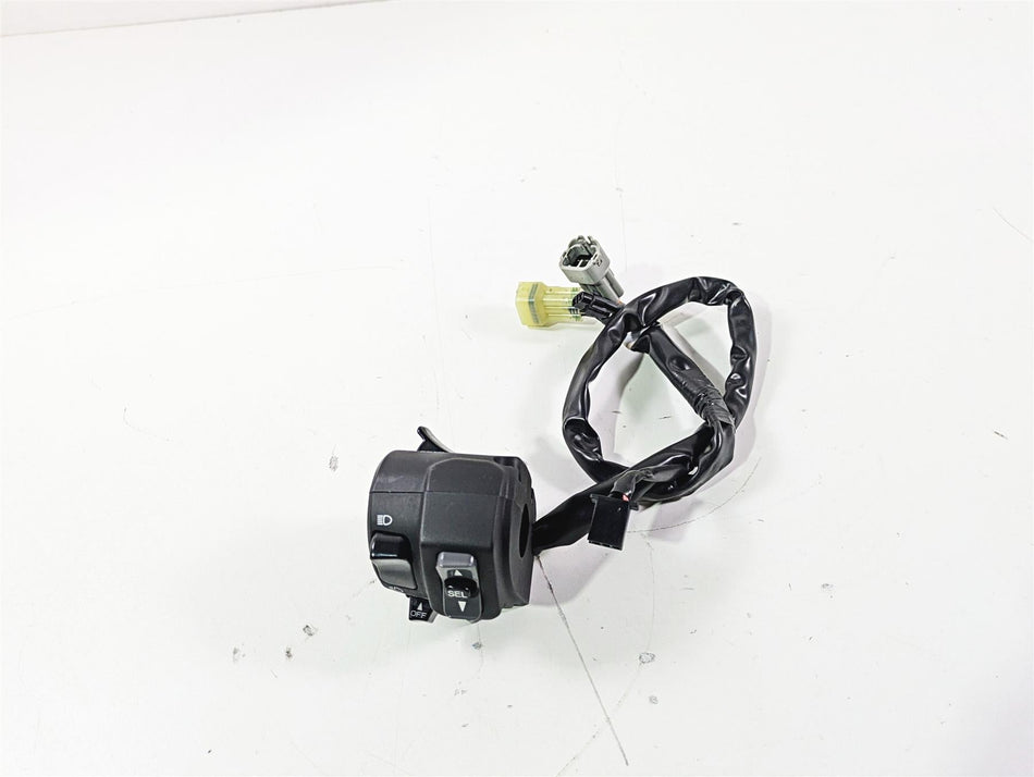 2022 Kawasaki ZR900RS Cafe Left Hand Turn Signal Light Control Switch 46091-0618 {{ shop.shopifyCountryName }} - Mototech271