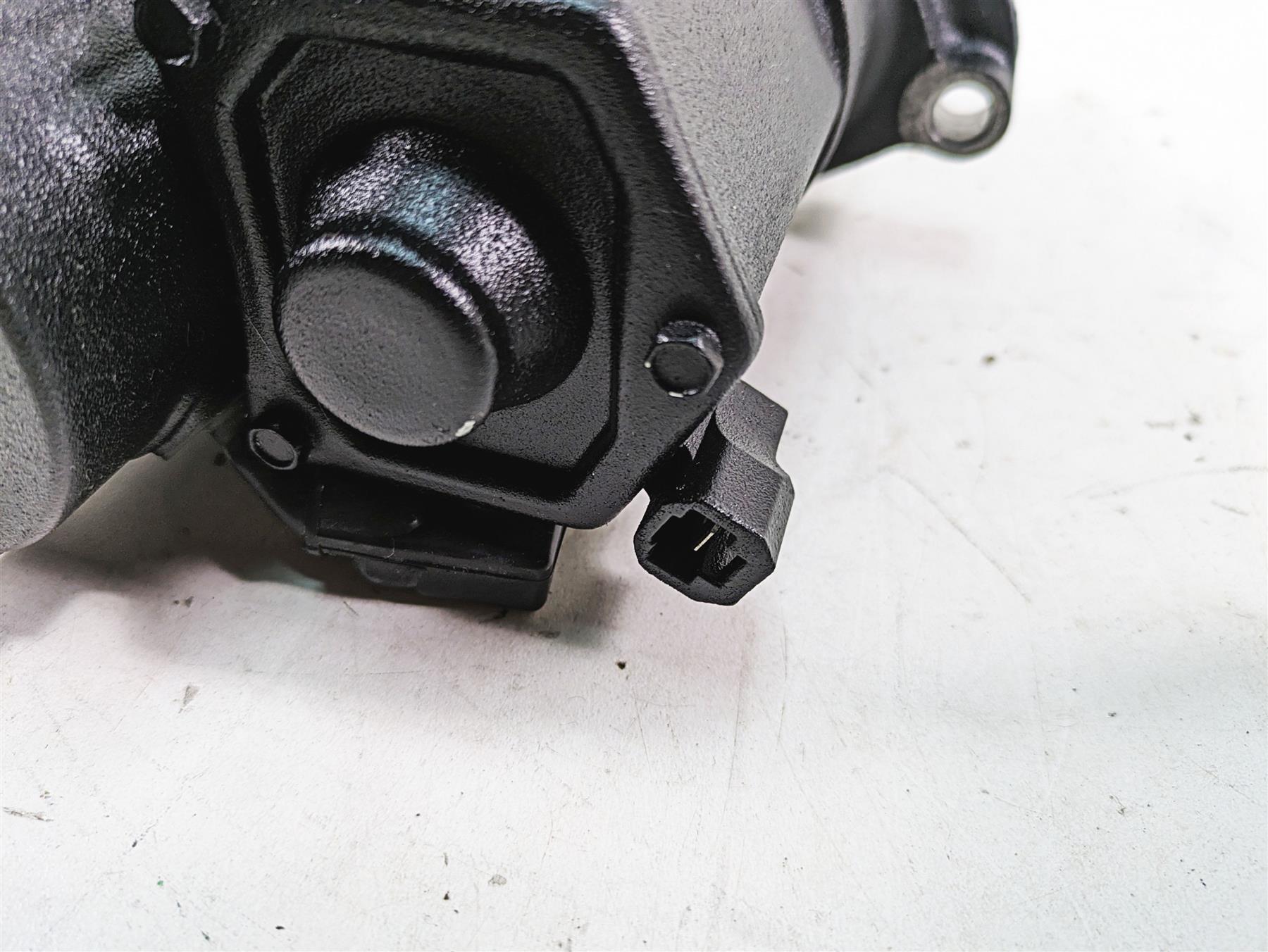 2013 Harley Softail FLSTFB Fat Boy Lo Engine Starter Motor 31618-06A {{ shop.shopifyCountryName }} - Mototech271