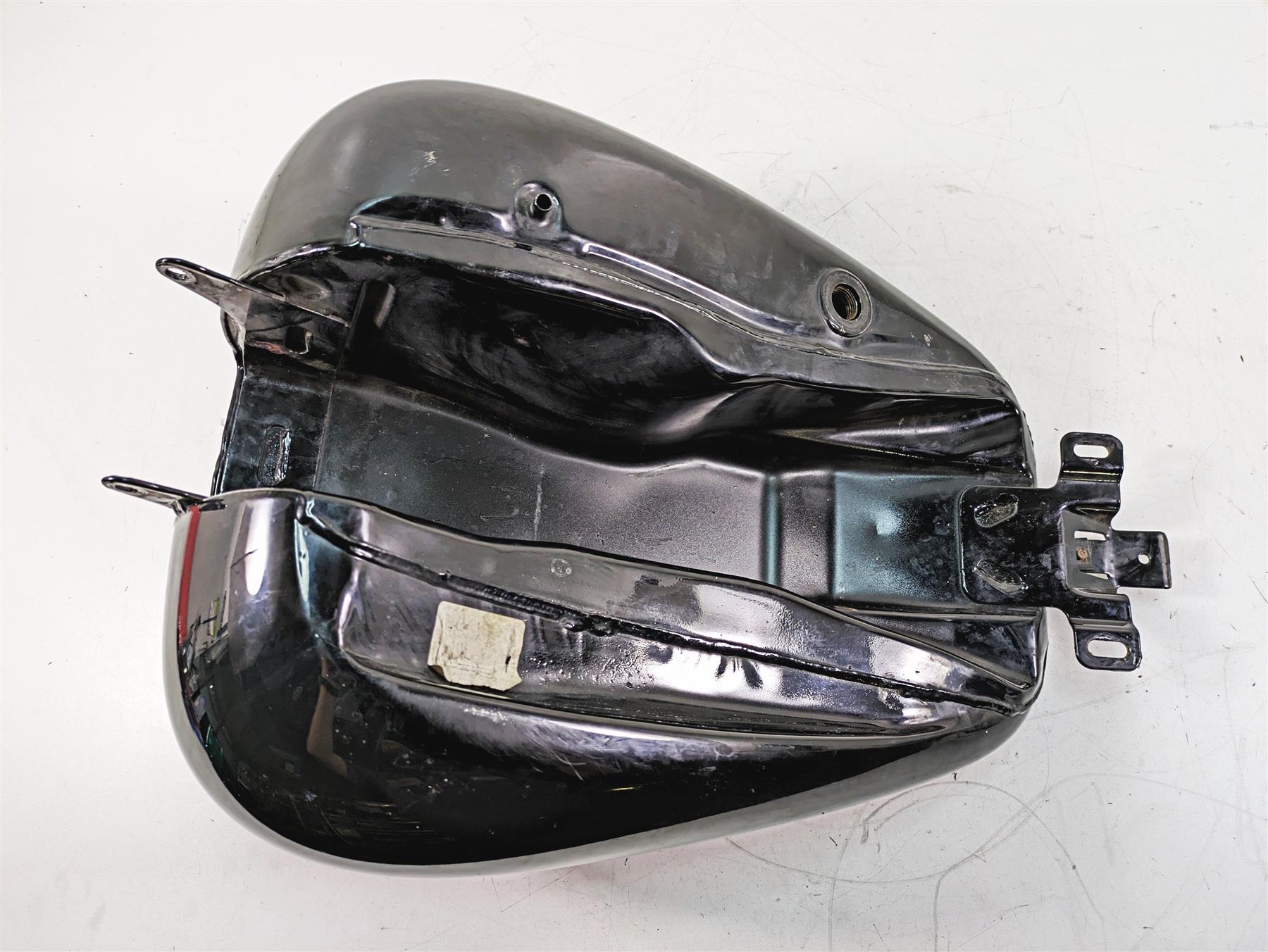2011 Harley Touring FLHR Road King Fuel Gas Petrol Tank 61000691 61268-08 {{ shop.shopifyCountryName }} - Mototech271