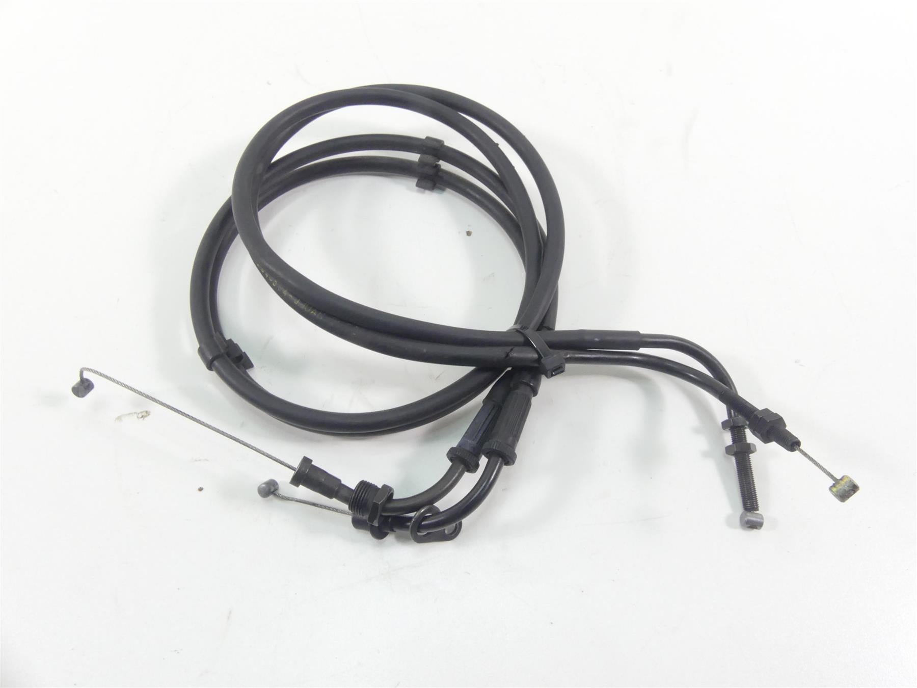 2013 Triumph Rocket 3 Touring Accelerate Throttle Cable Set T2043584 {{ shop.shopifyCountryName }} - Mototech271