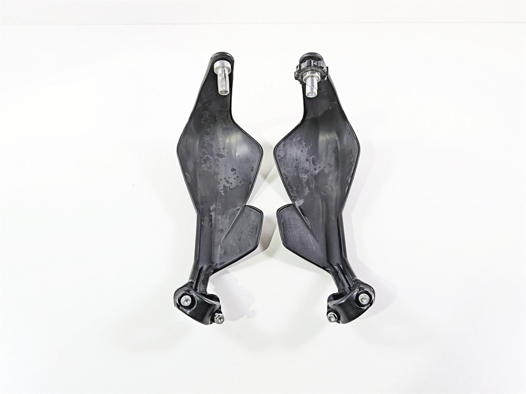 2005 KTM 950 LC8 Adventure Hand Guard Protection Set Greger 6000207910030 {{ shop.shopifyCountryName }} - Mototech271