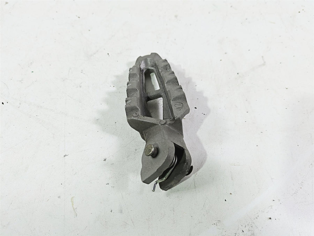 2013 Ducati Hyperstrada 821 Right Front Rider Footpeg Peg 46410591AA {{ shop.shopifyCountryName }} - Mototech271