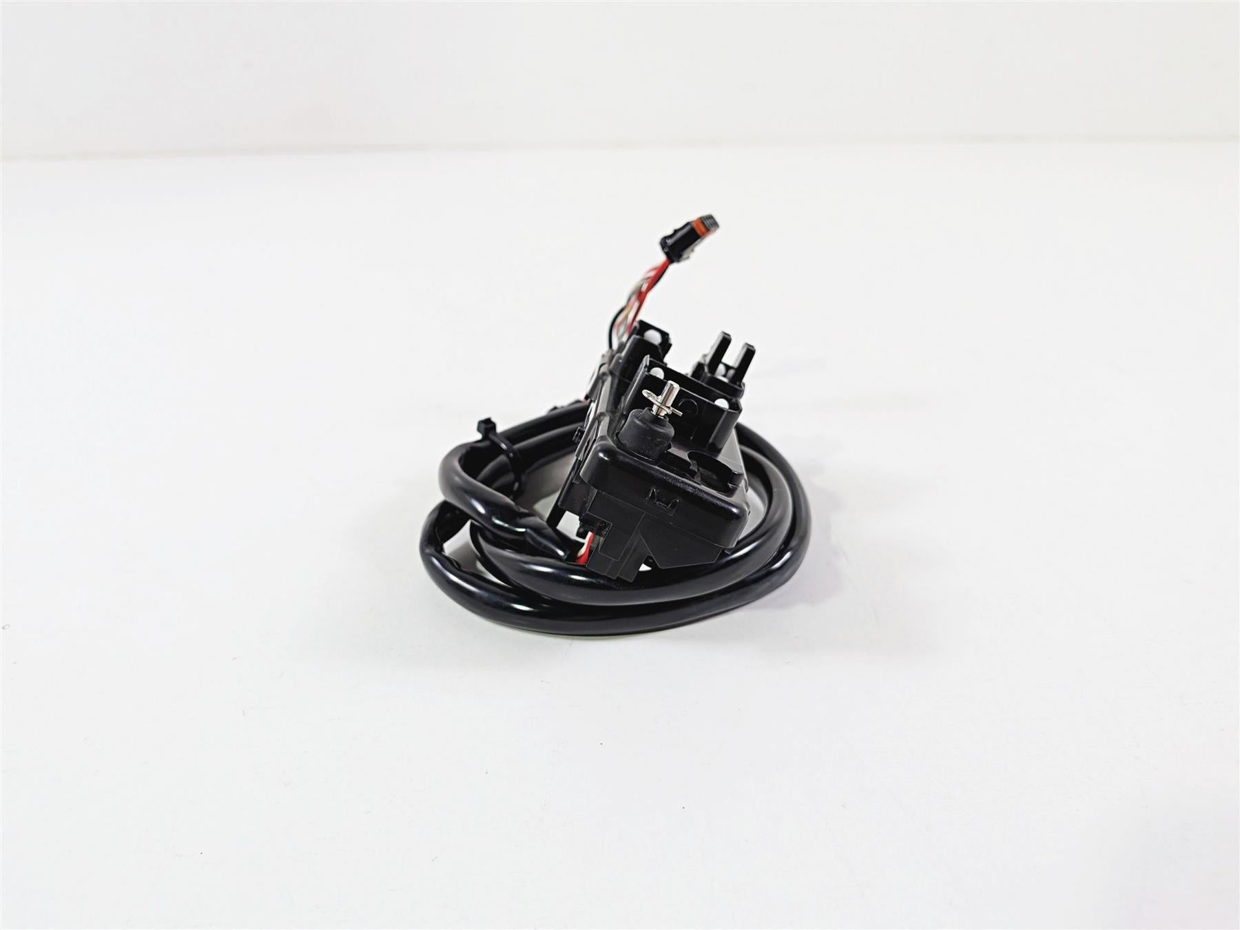 2024 Harley Softail FXLRST Low Rider Left Hand Control Switch Internals 71500632 {{ shop.shopifyCountryName }} - Mototech271