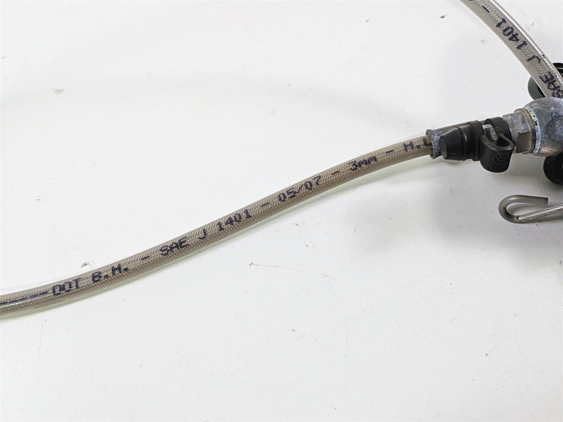 2008 Aprilia RSVR 1000 Factory Oberon Clutch Slave Cylinder & Line CLU-0120 {{ shop.shopifyCountryName }} - Mototech271
