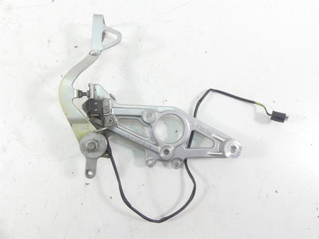 2003 BMW R1150 GS R21 Right Front Rider Footpeg Mount & Brake Pedal 46712335598 {{ shop.shopifyCountryName }} - Mototech271