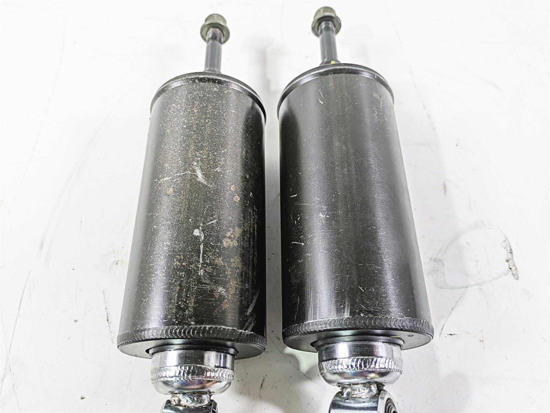2004 Harley FLSTCI Softail Heritage Showa Rear Damper Shock Set 54508-00A {{ shop.shopifyCountryName }} - Mototech271