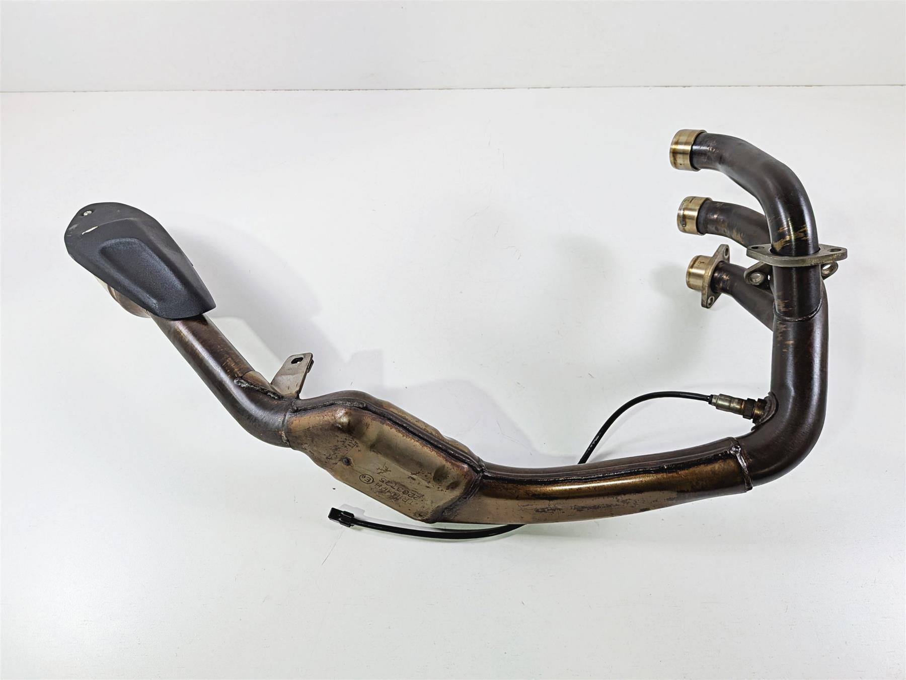 2022 Triumph Tiger 900 GT Pro Exhaust Pipe Header Manifold T2203725 {{ shop.shopifyCountryName }} - Mototech271