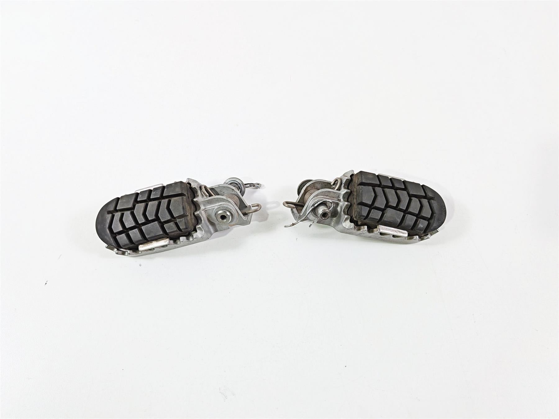 2005 KTM 950 LC8 Adventure Front Rider Foot Peg Rest Set 59003040250 78003041050 {{ shop.shopifyCountryName }} - Mototech271