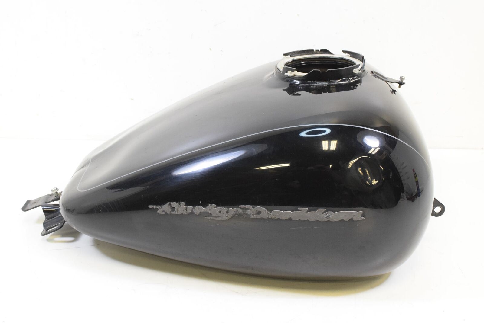 2015 Harley Touring FLTRXS Road Glide Fuel Gas Petrol Tank - Dented 61356-08 {{ shop.shopifyCountryName }} - Mototech271