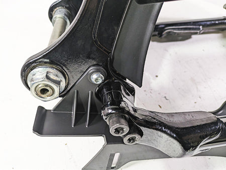 2019 Harley FLHCS Softail Heritage Rear Swingarm + Guards & Axle 47400099BHP {{ shop.shopifyCountryName }} - Mototech271
