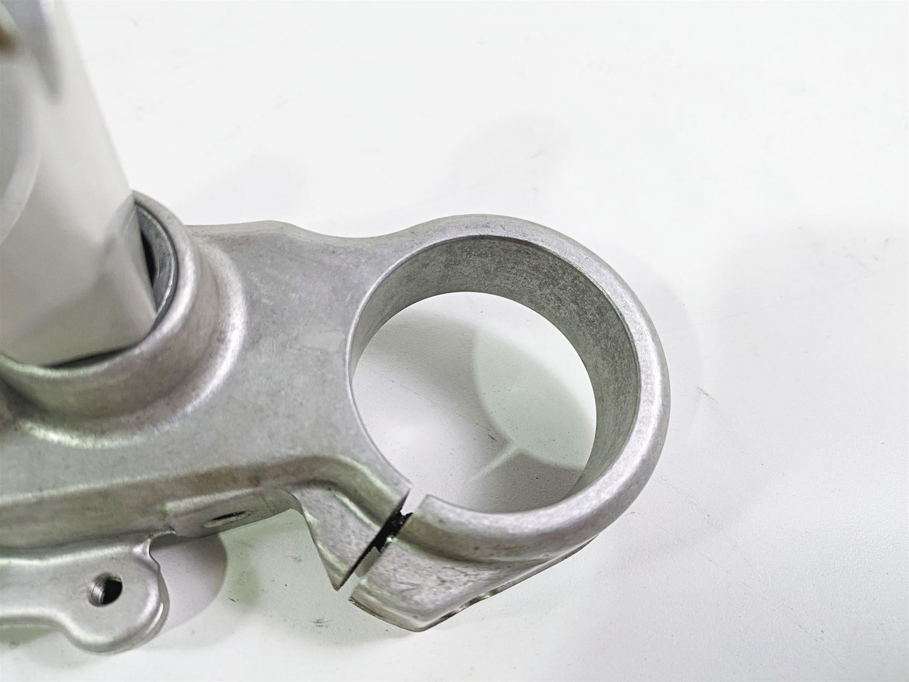 2009 Ducati Multistrada 1100 S Upper Triple Tree Steering Clamp 34110371C {{ shop.shopifyCountryName }} - Mototech271