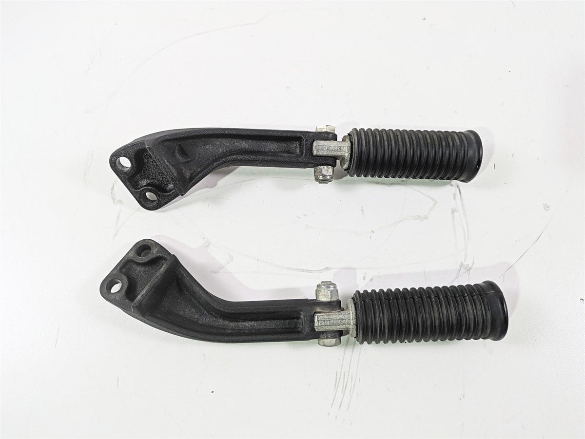 2010 Harley Dyna FXDB Street Bob Rear Passenger Footpeg Set 49224-06A 49230-06 {{ shop.shopifyCountryName }} - Mototech271