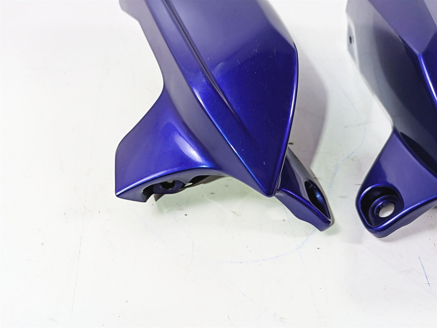 2013 Triumph Tiger 1215 Explorer Infill Cover Fairing Set T2303359 {{ shop.shopifyCountryName }} - Mototech271
