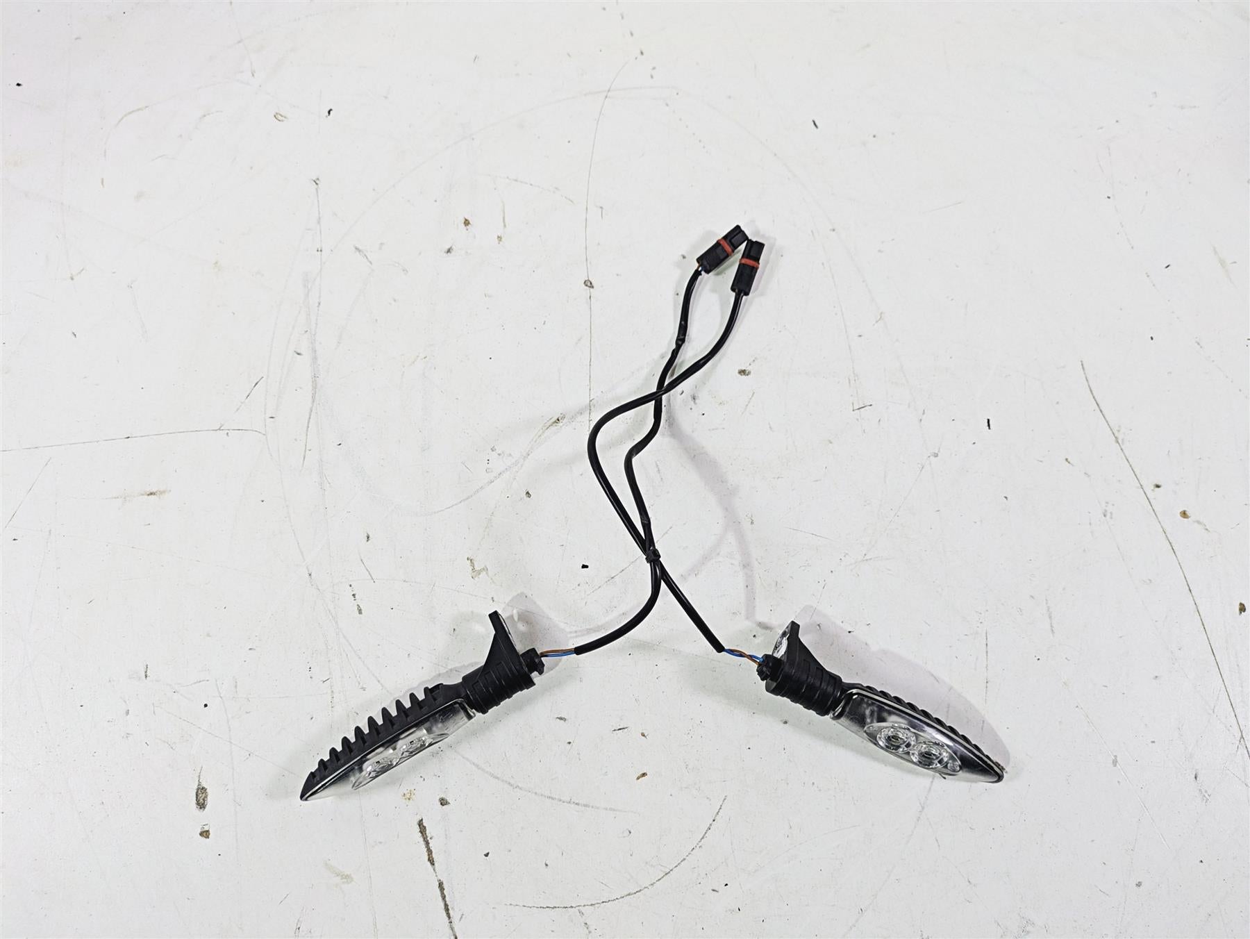 2015 BMW R1200GS Adv K51 Oem LED Front Blinker Turn Signal Set 63238522500 {{ shop.shopifyCountryName }} - Mototech271