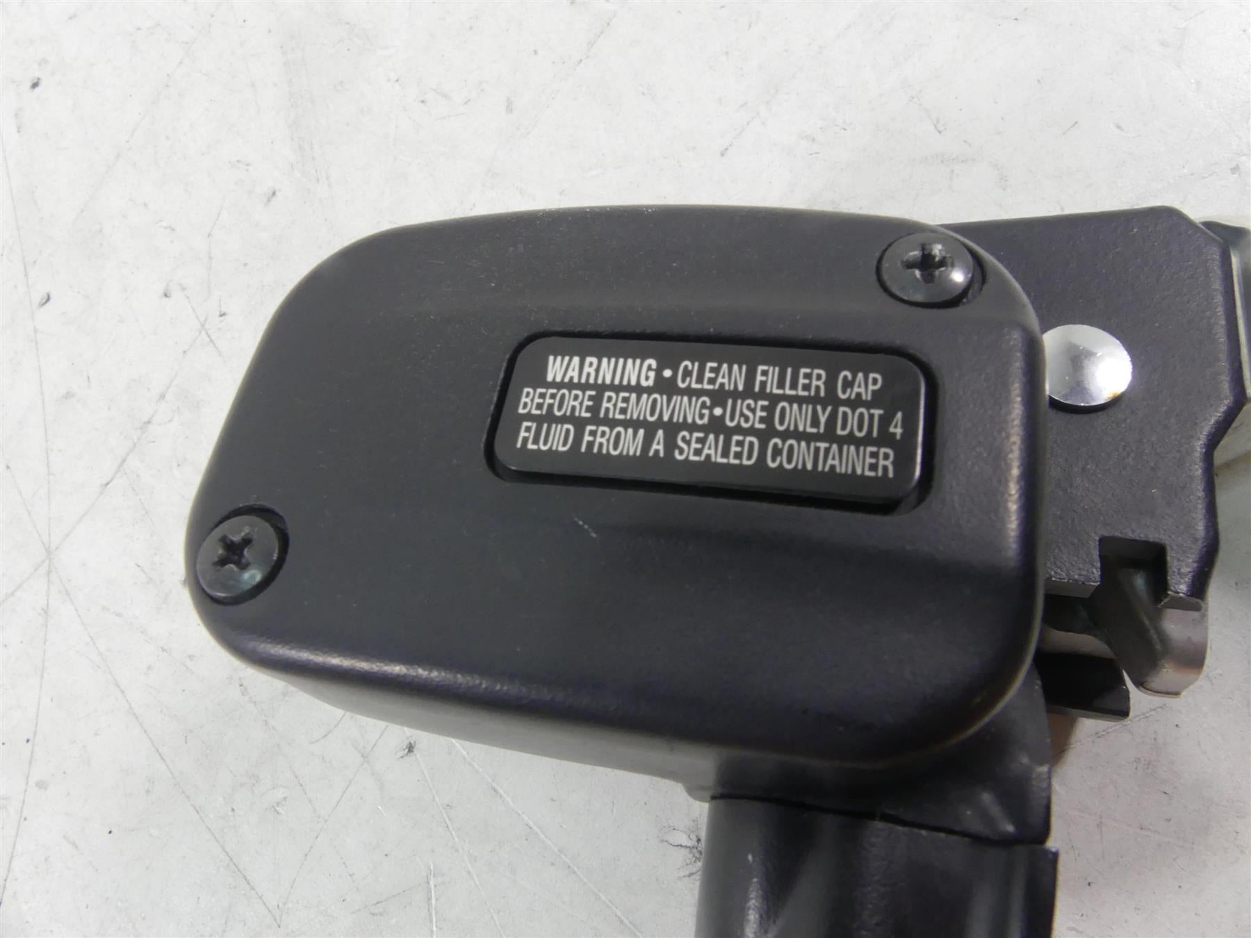 2019 Harley Softail FXBB Street Bob Front Brake Master Cylinder 1/2" 41700233 {{ shop.shopifyCountryName }} - Mototech271