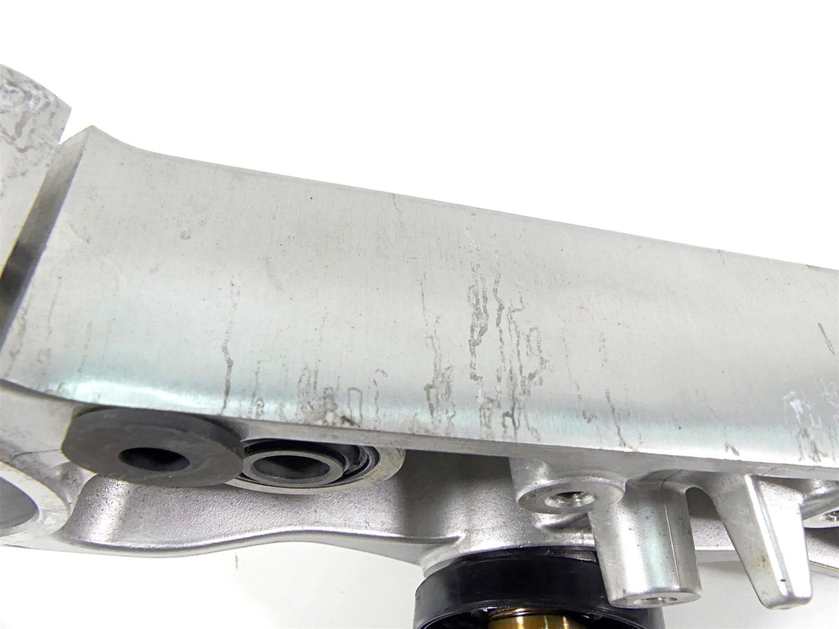 2008 Suzuki M109R VZR1800 Upper Lower Triple Tree Set 51410-48G00 51311-48G10 {{ shop.shopifyCountryName }} - Mototech271