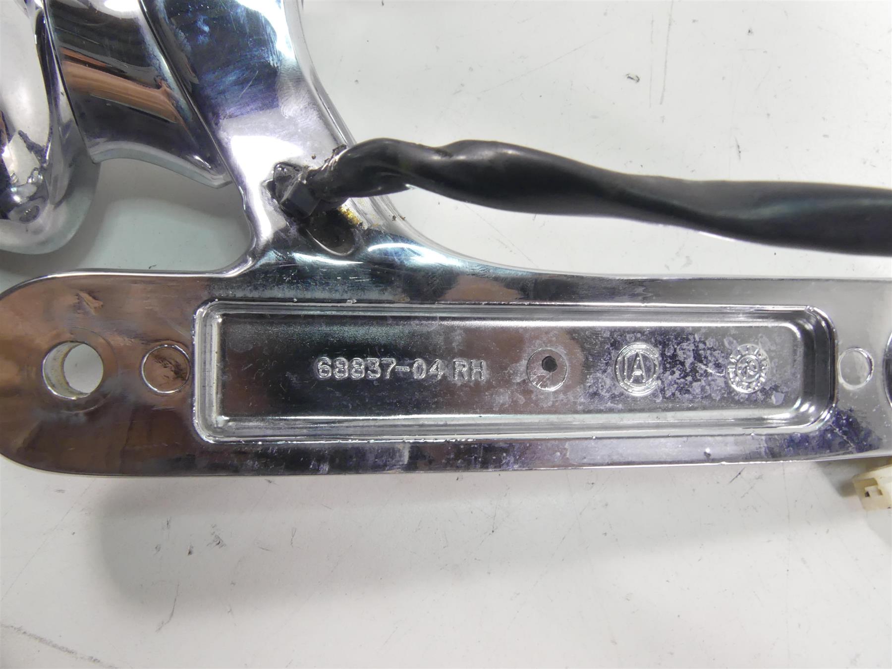 2005 Harley Touring CVO FLHTC SE Electra Glide Front Blinker Light Set 68836-04 {{ shop.shopifyCountryName }} - Mototech271