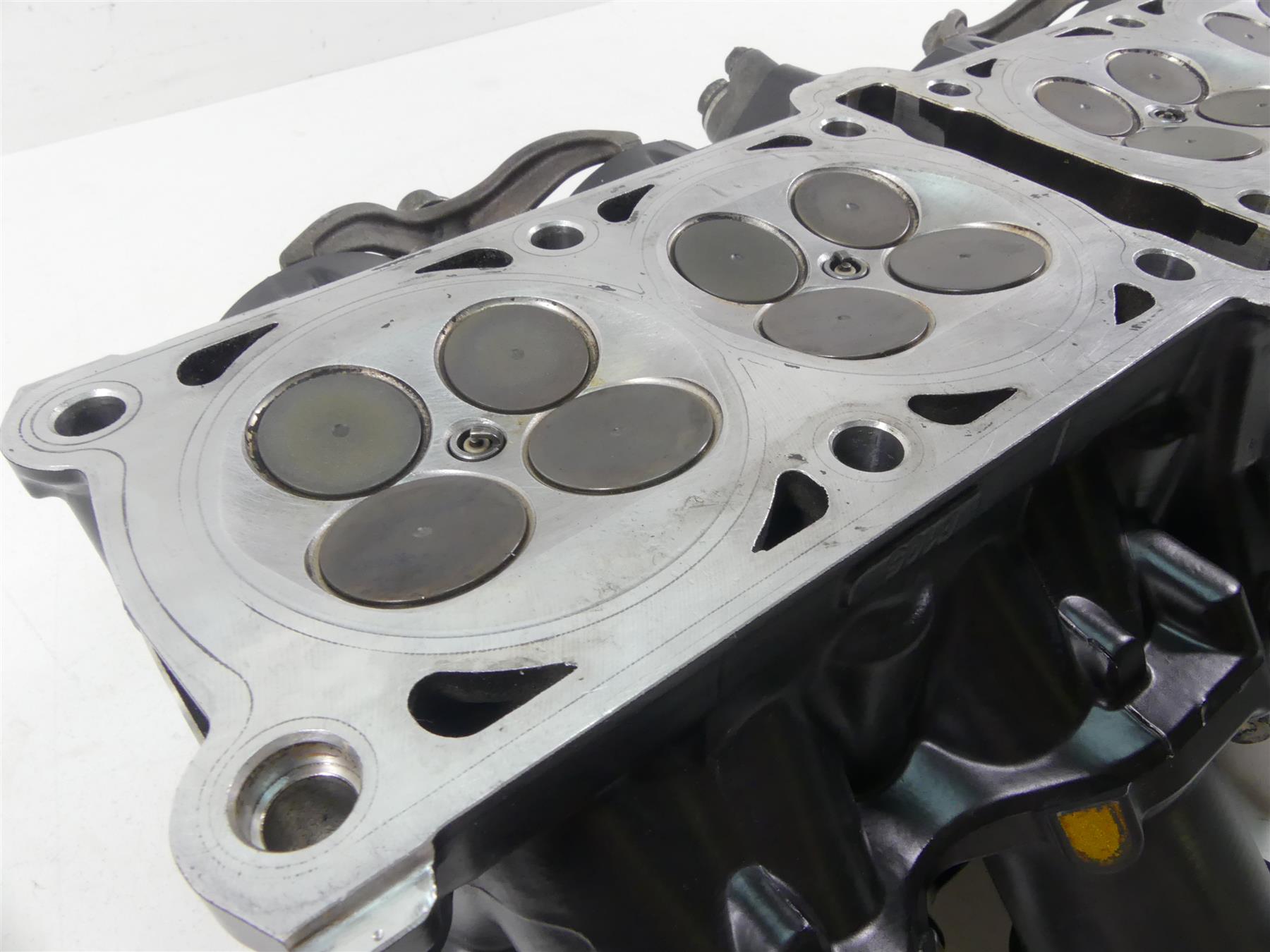 2012 Mv Agusta Brutale 1090 R CylinderHead Cylinder Head 10K 8000B3415 {{ shop.shopifyCountryName }} - Mototech271