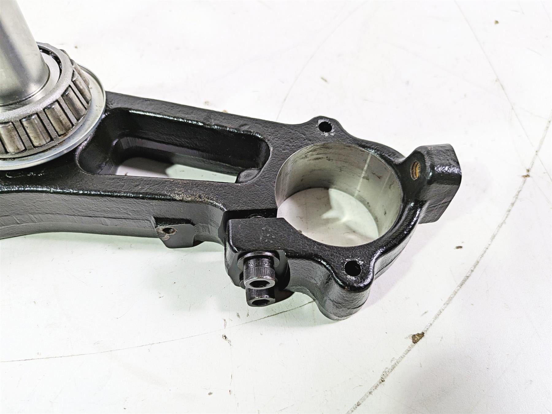 2016 Harley Touring FLTRX Road Glide Triple Tree Riser Lower Tubes Set 45900091A {{ shop.shopifyCountryName }} - Mototech271