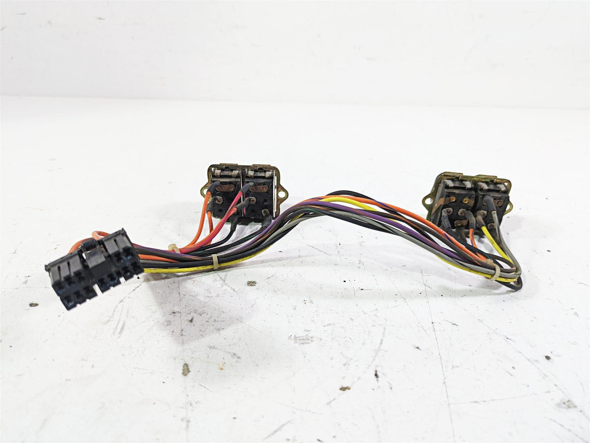 2003 Harley Touring FLHTCUI 100TH E-Glide Auxiliary Switch Set Cruise 70271-98 {{ shop.shopifyCountryName }} - Mototech271