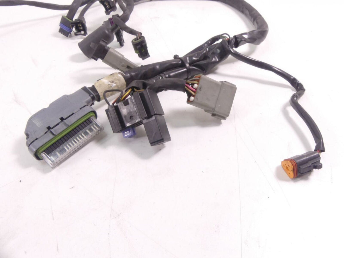 2005 Harley Touring CVO FLHTCSE Electra Glide Efi Wiring Harness Loom 70233-04 {{ shop.shopifyCountryName }} - Mototech271