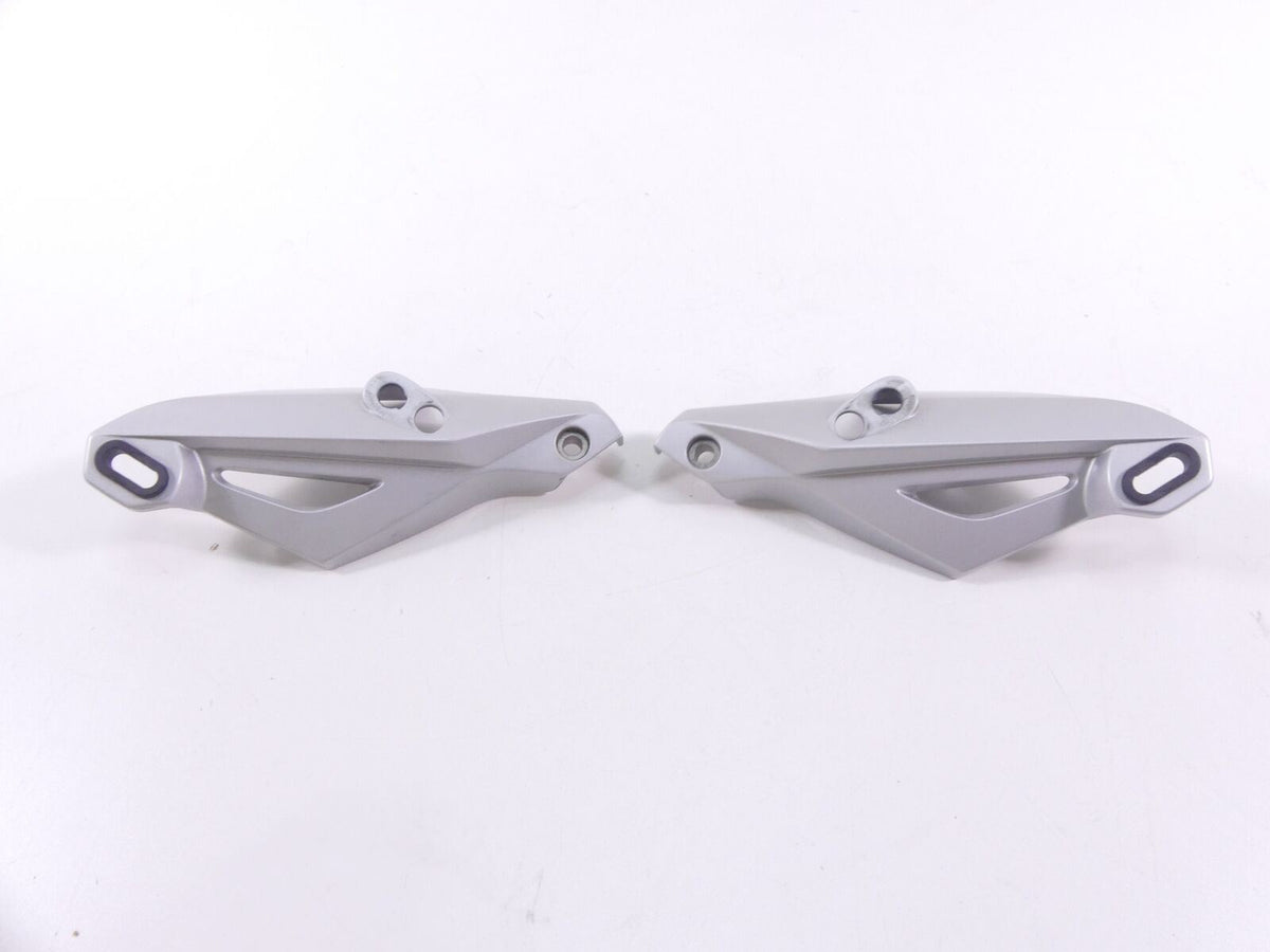 2008 BMW R1200R K27 Front Blinker Turn Signal Holder Mount Set 46637697224 {{ shop.shopifyCountryName }} - Mototech271
