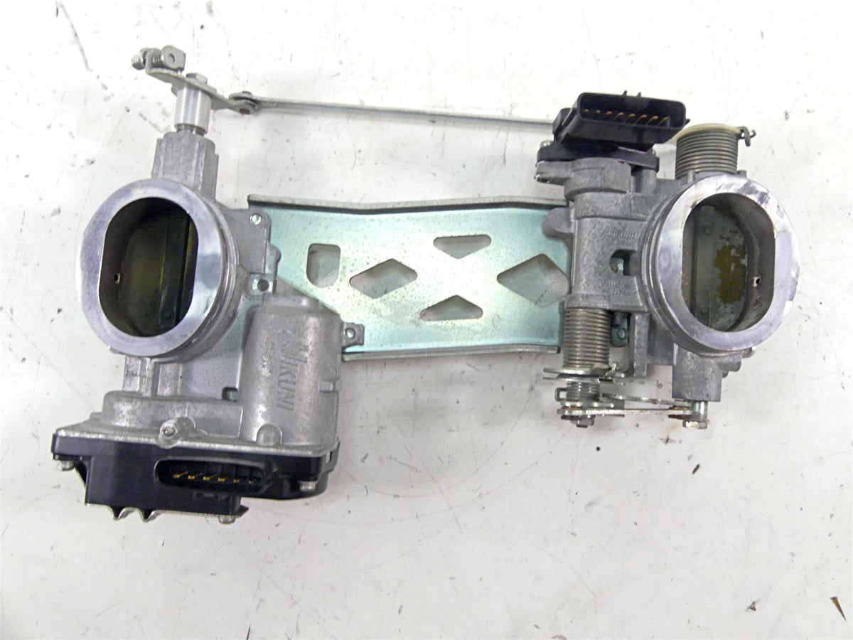 2013 Ducati Diavel Red Mikuni Throttle Body Bodies Set 28240871A {{ shop.shopifyCountryName }} - Mototech271