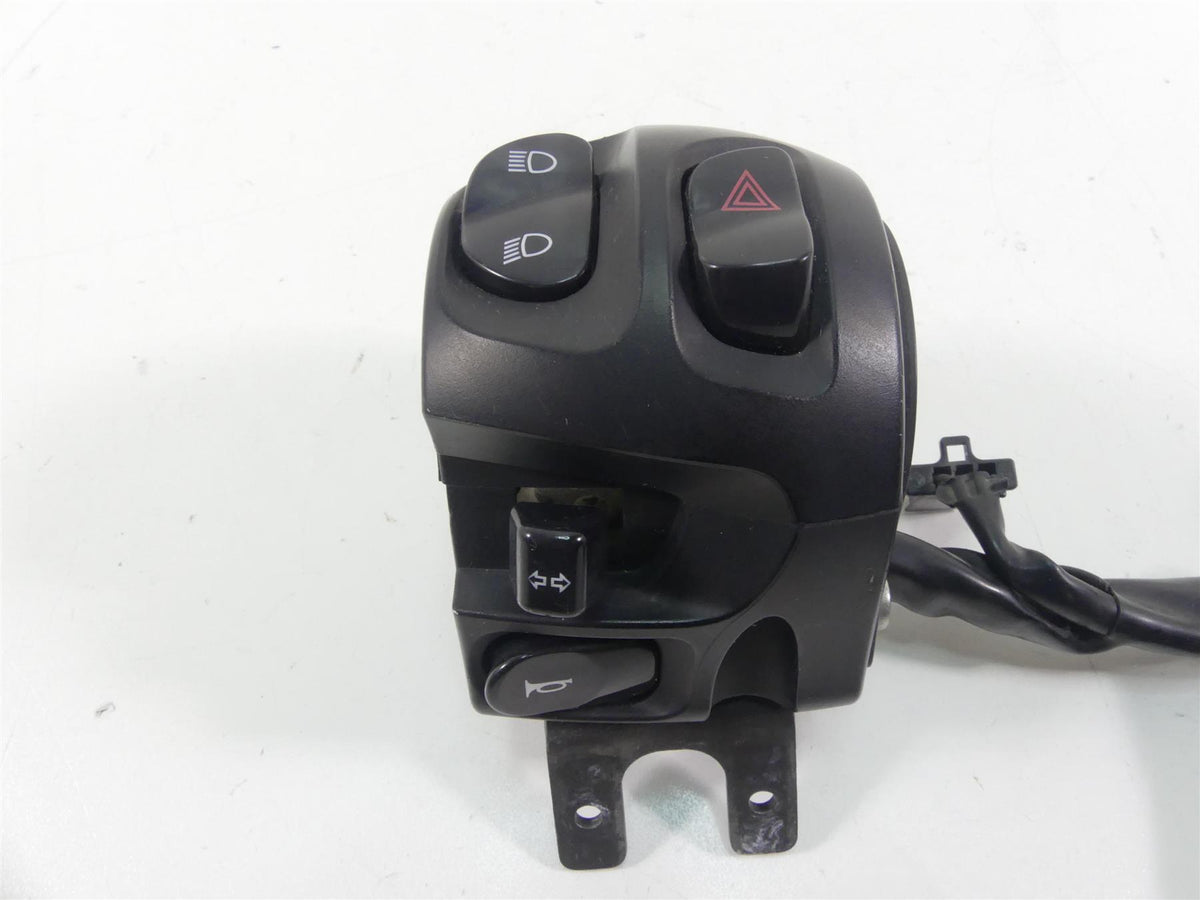 2015 Victory Cross Country Tour Left Hand Turn Signal Control Switch 4012119 {{ shop.shopifyCountryName }} - Mototech271