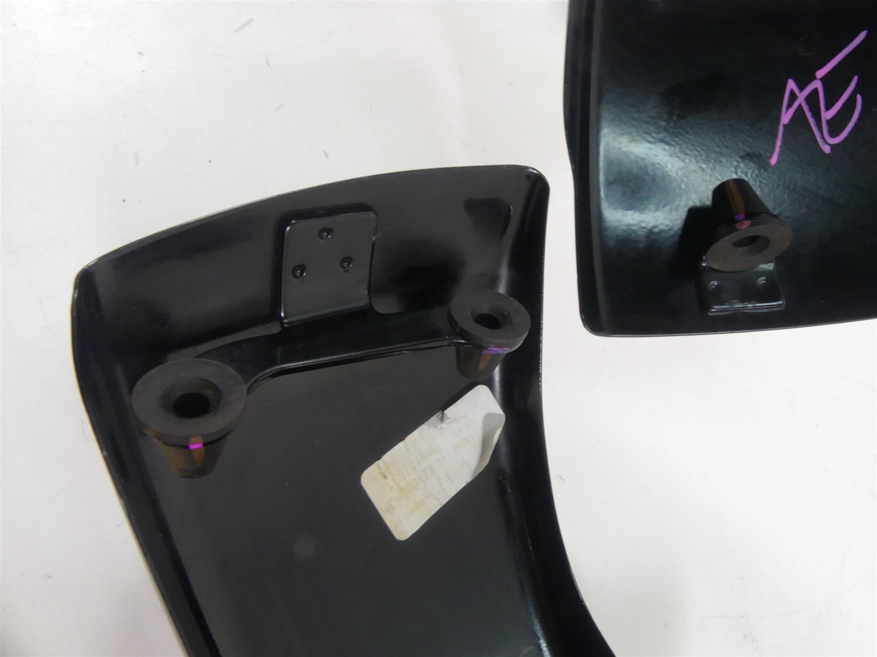 2019 Harley FLHC Softail Heritage Left Right Side Cover Fairing Set 61300648 {{ shop.shopifyCountryName }} - Mototech271