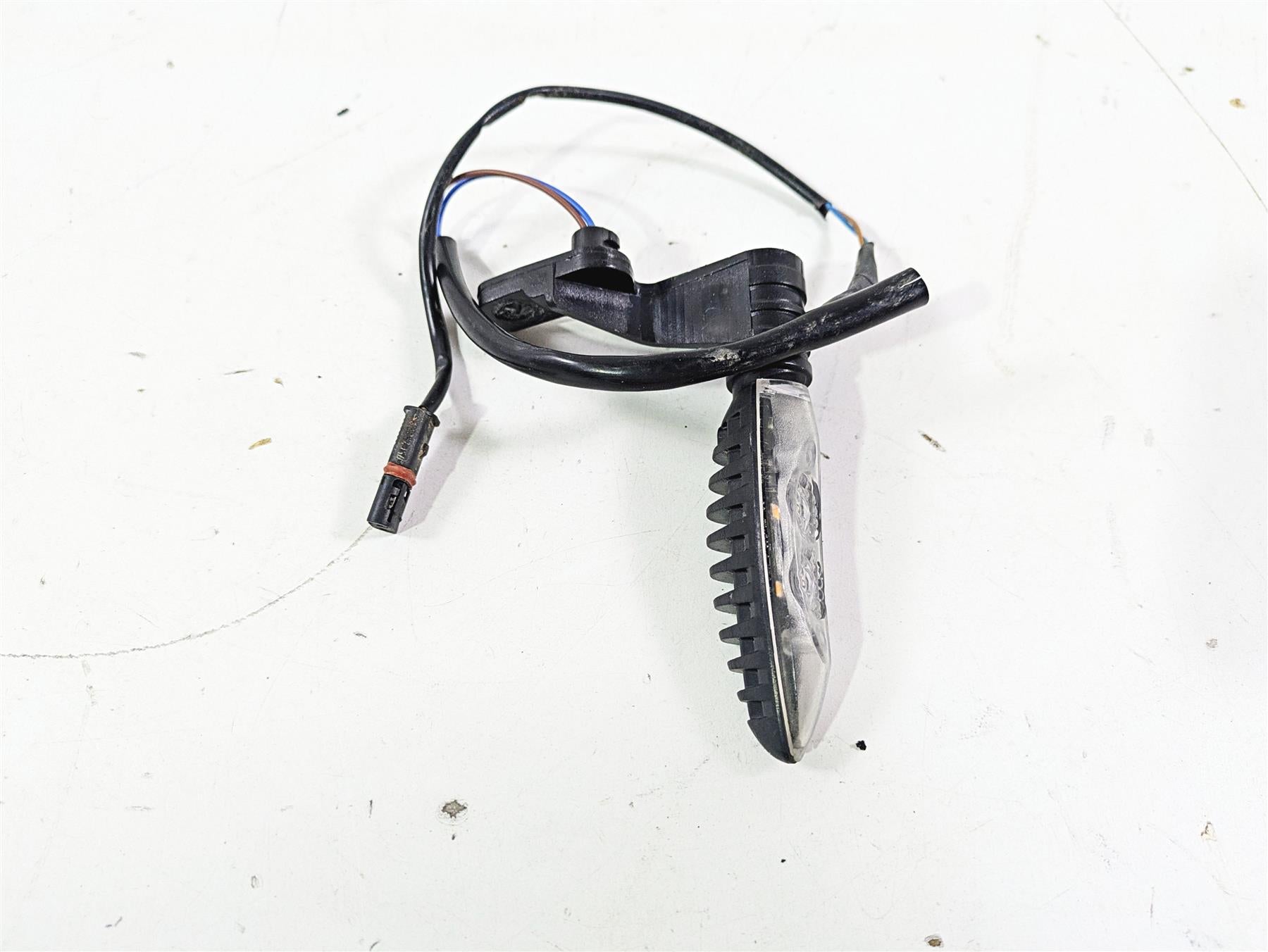 2015 BMW R1200GS Adv K51 Left Oem Rear LED Blinker Turn Signal 63238522500 {{ shop.shopifyCountryName }} - Mototech271