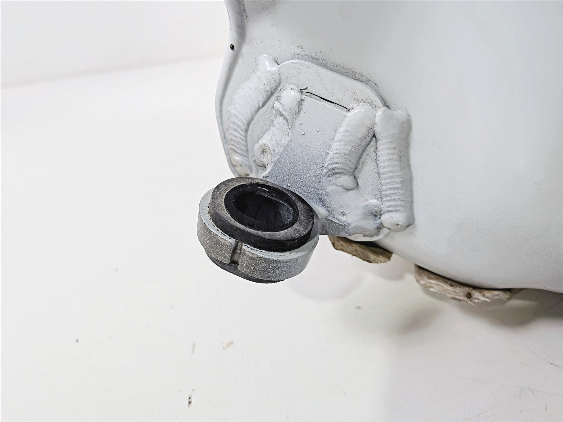 2022 BMW S1000RR K67 Fuel Gas Petrol Tank - No Dents 16118405141-Mototech271