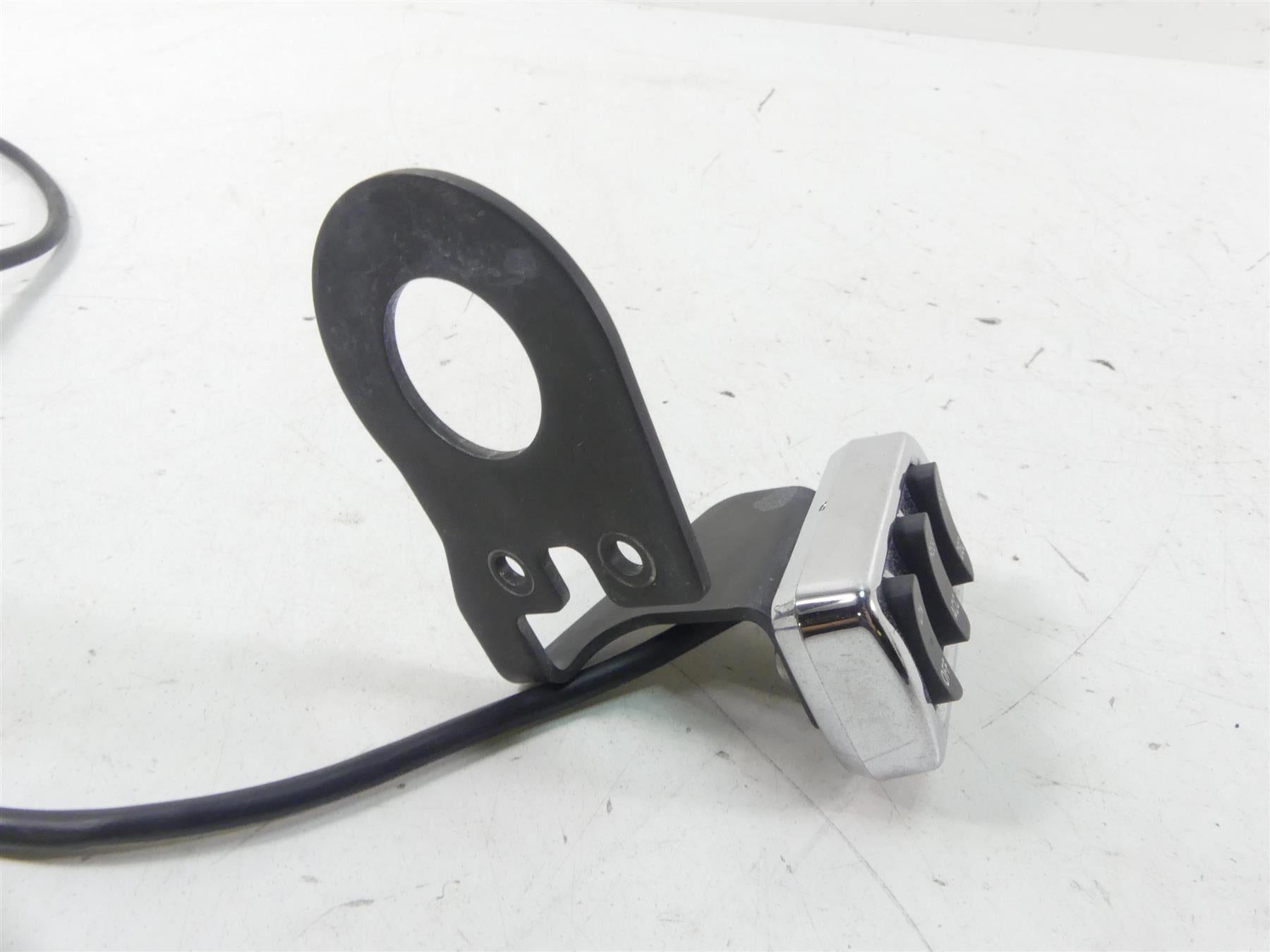 2011 Victory Vision Tour Right Hand Cruise Control Switch Set 4012843 {{ shop.shopifyCountryName }} - Mototech271