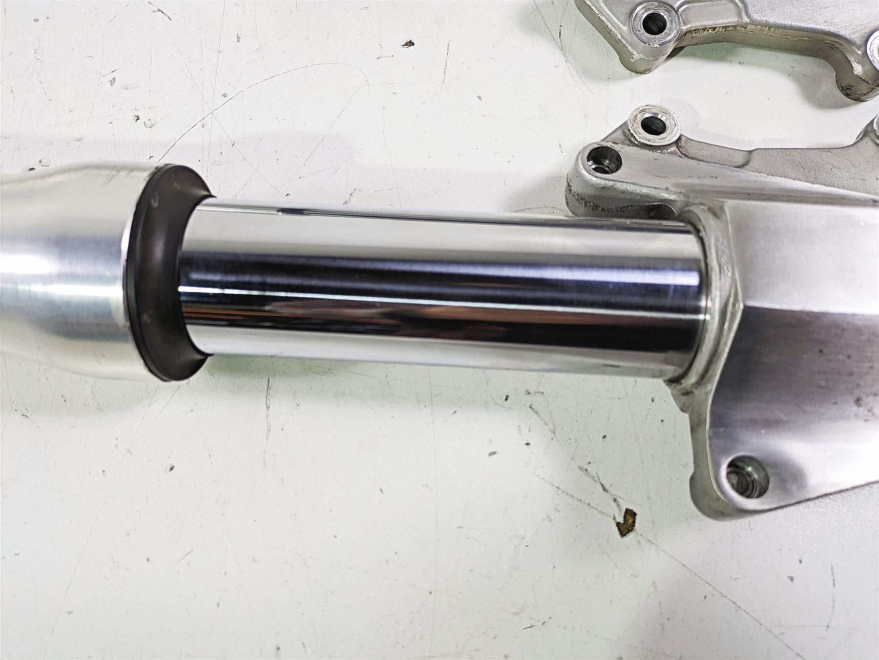 2002 Honda VTX1800 Retro Showa Front Fork Leg Set 51400-MCV-003 51500-MCV-003 {{ shop.shopifyCountryName }} - Mototech271