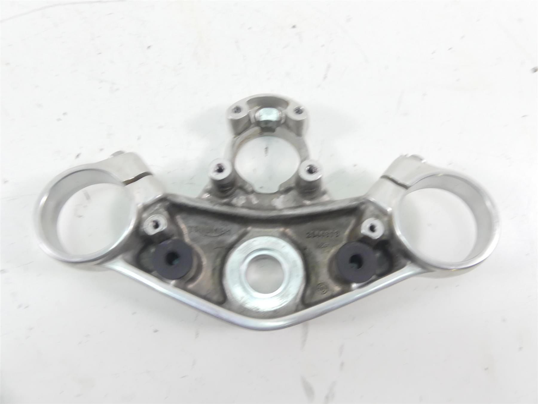 2017 Triumph Thruxton 1200 R Upper Triple Tree Steering Head 52mm T2044813 {{ shop.shopifyCountryName }} - Mototech271