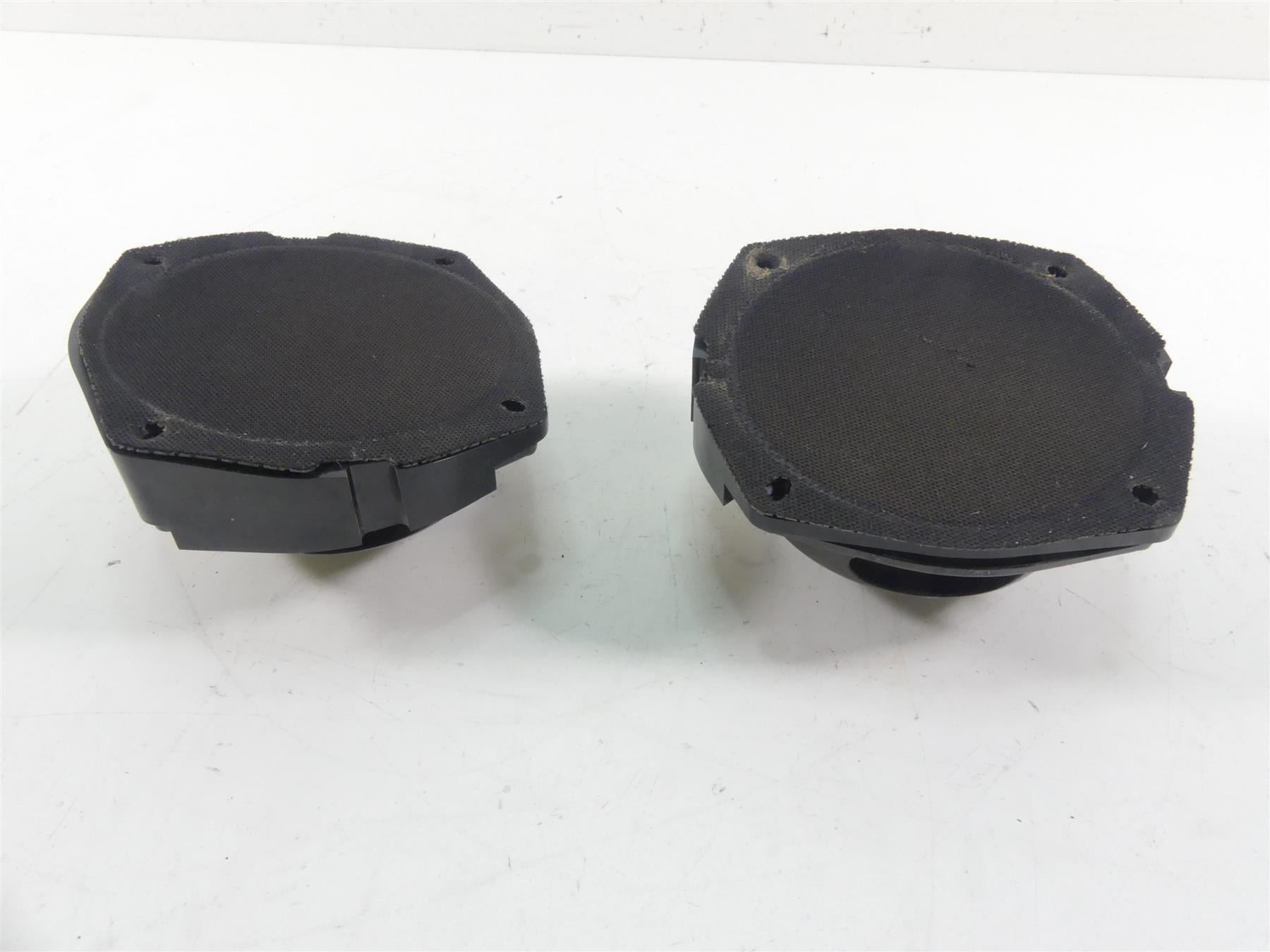1999 Harley Touring FLHTCUI Electra Glide Front Radio Audio Speaker Set 77181-01 {{ shop.shopifyCountryName }} - Mototech271