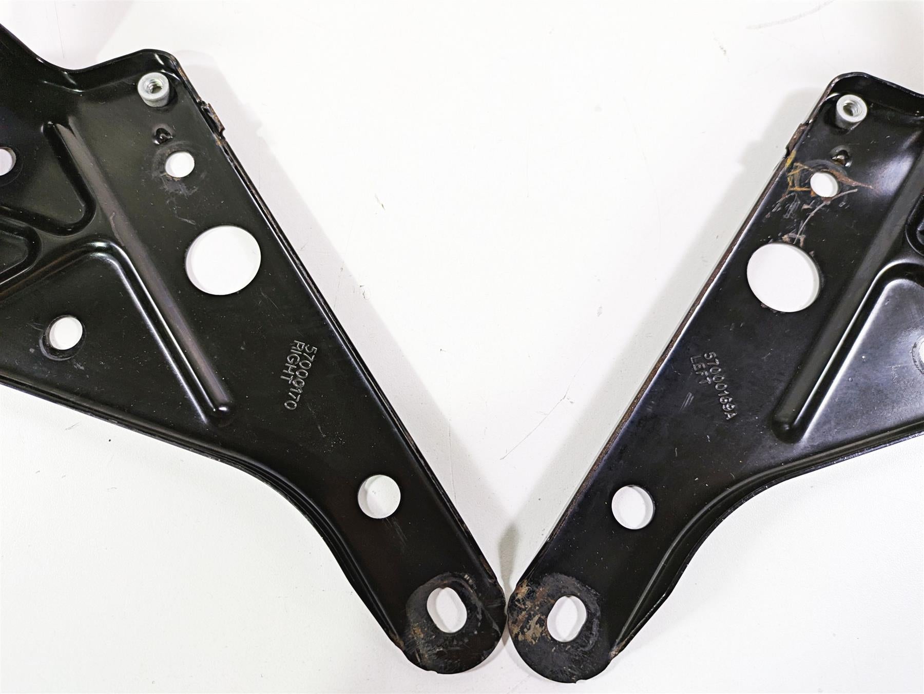 2017 Harley Touring FLHTKSE CVO E-Glide Front Fairing Support Mount Set 57000169 {{ shop.shopifyCountryName }} - Mototech271