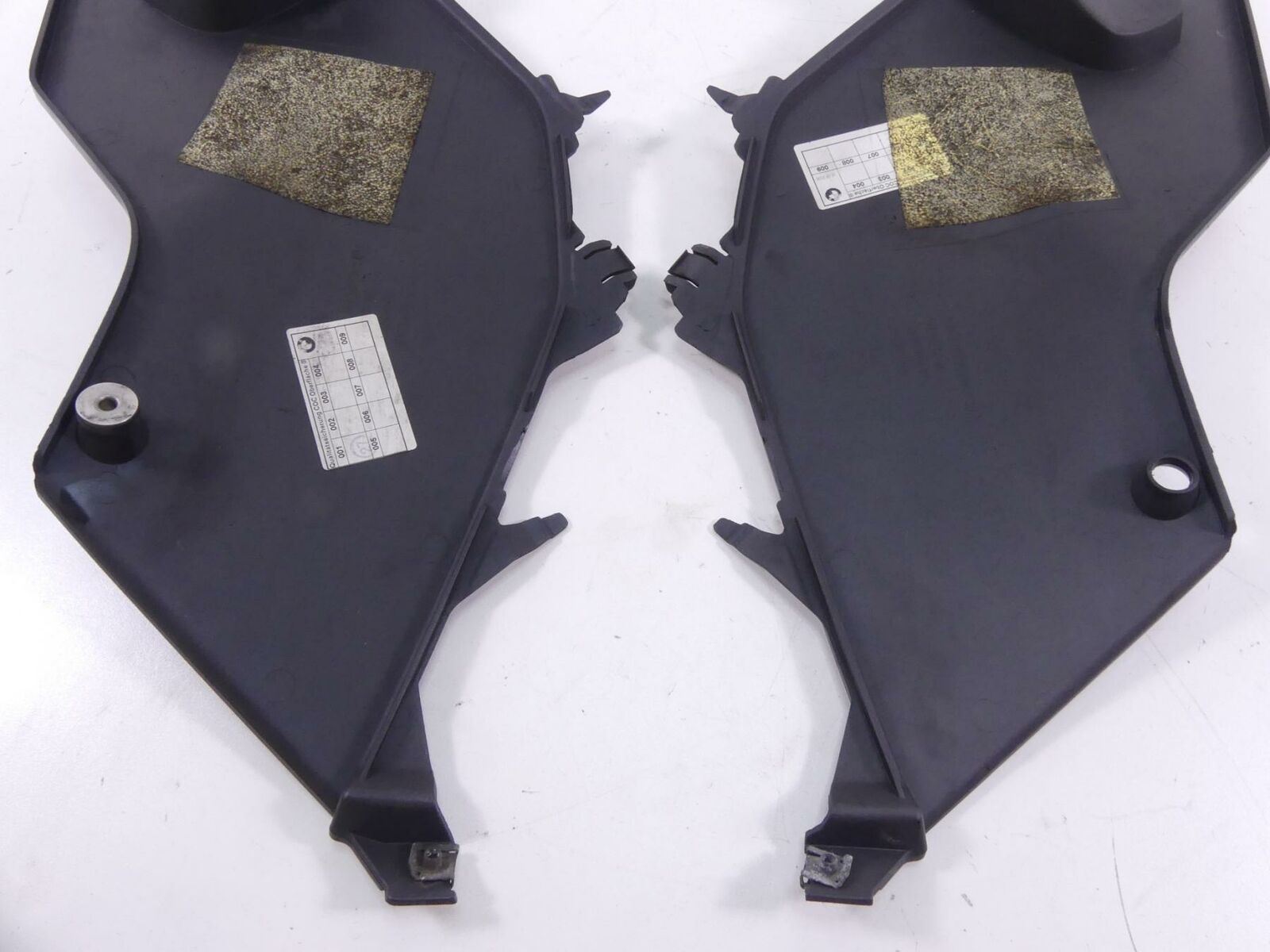 2007 BMW K1200 GT K44 Tank Side Cover Fairing Cowl Set 46637685024 {{ shop.shopifyCountryName }} - Mototech271