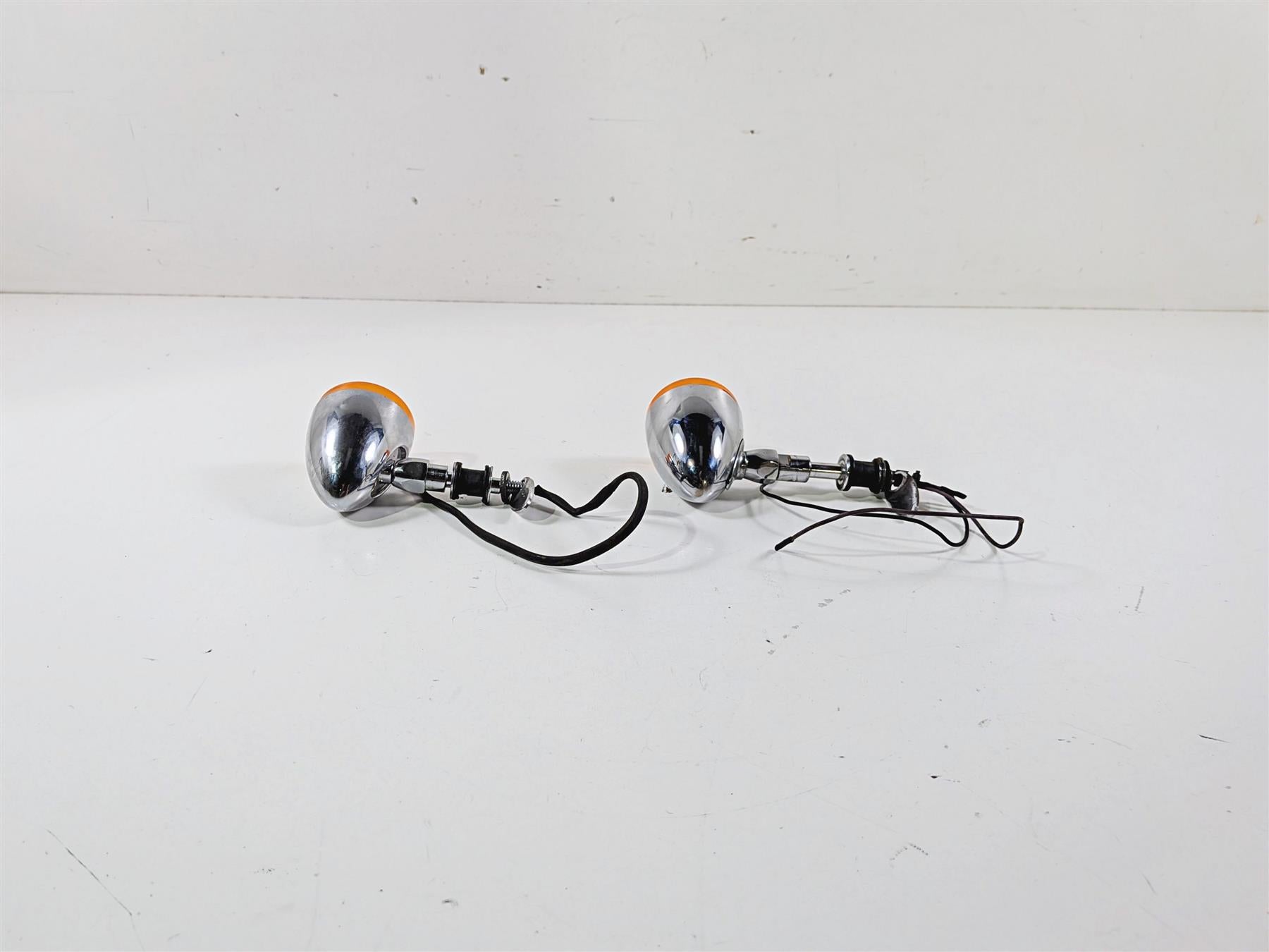 2007 Harley Dyna FXDB Street Bob Rear Blinker Turn Signal Set - Read 68977-00 {{ shop.shopifyCountryName }} - Mototech271