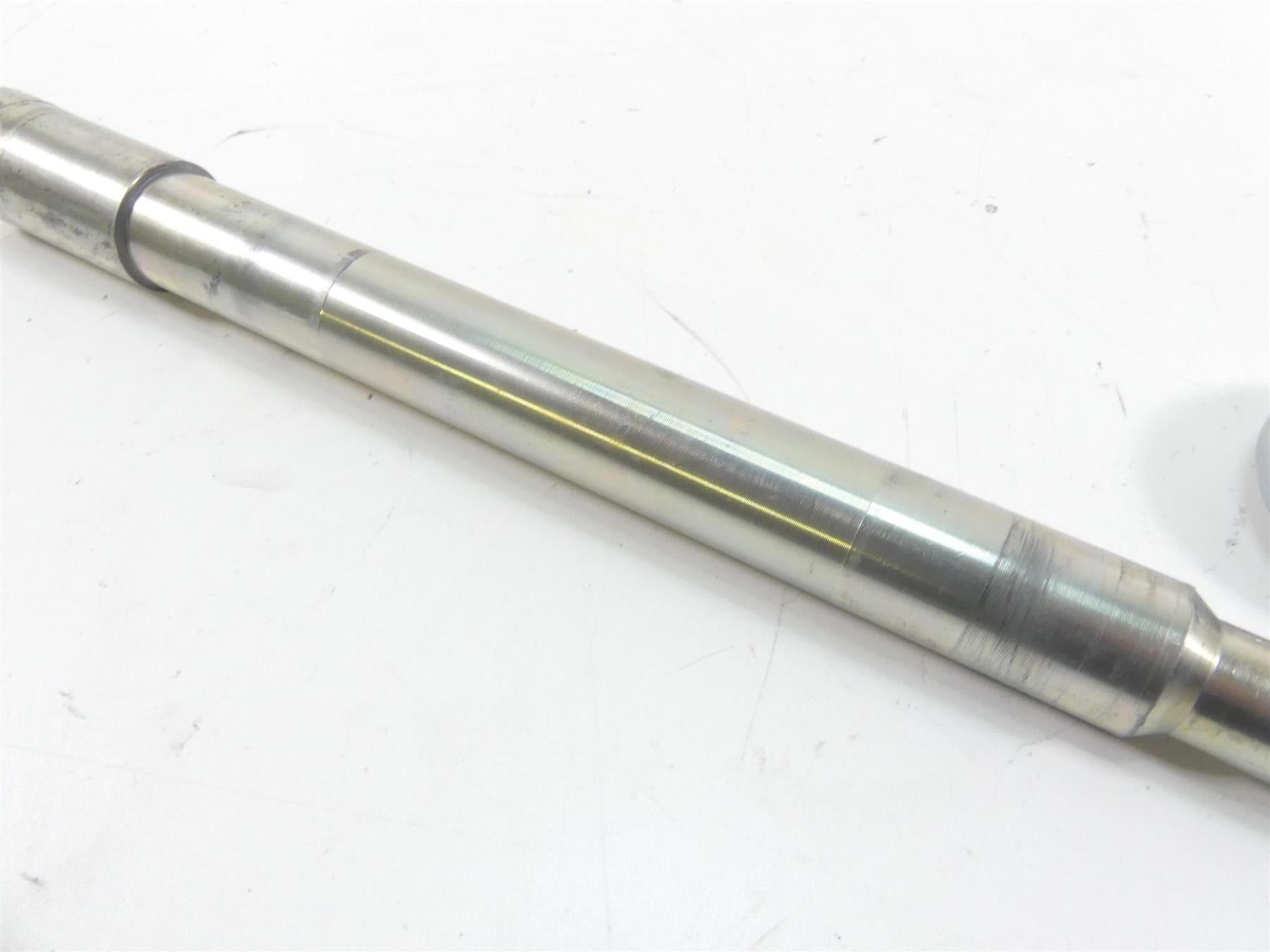 2009 Harley FLHTCU SE4 CVO E-Glide Straight Front Axle Wheel Spindle 41547-07A {{ shop.shopifyCountryName }} - Mototech271