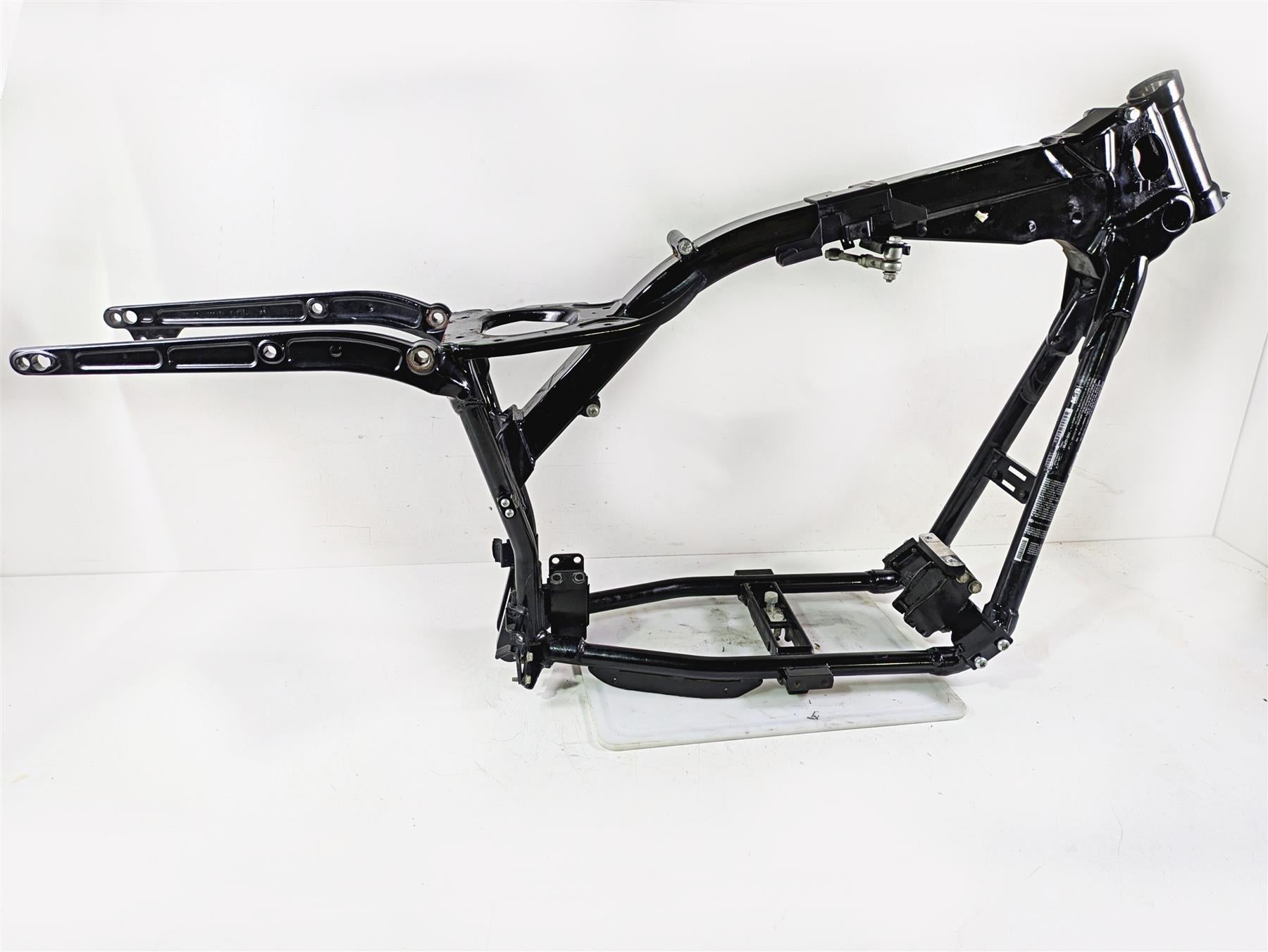2016 Harley FXDWG Dyna Wide Glide Straight Main Frame Chassis 34dgr 47748-10A {{ shop.shopifyCountryName }} - Mototech271
