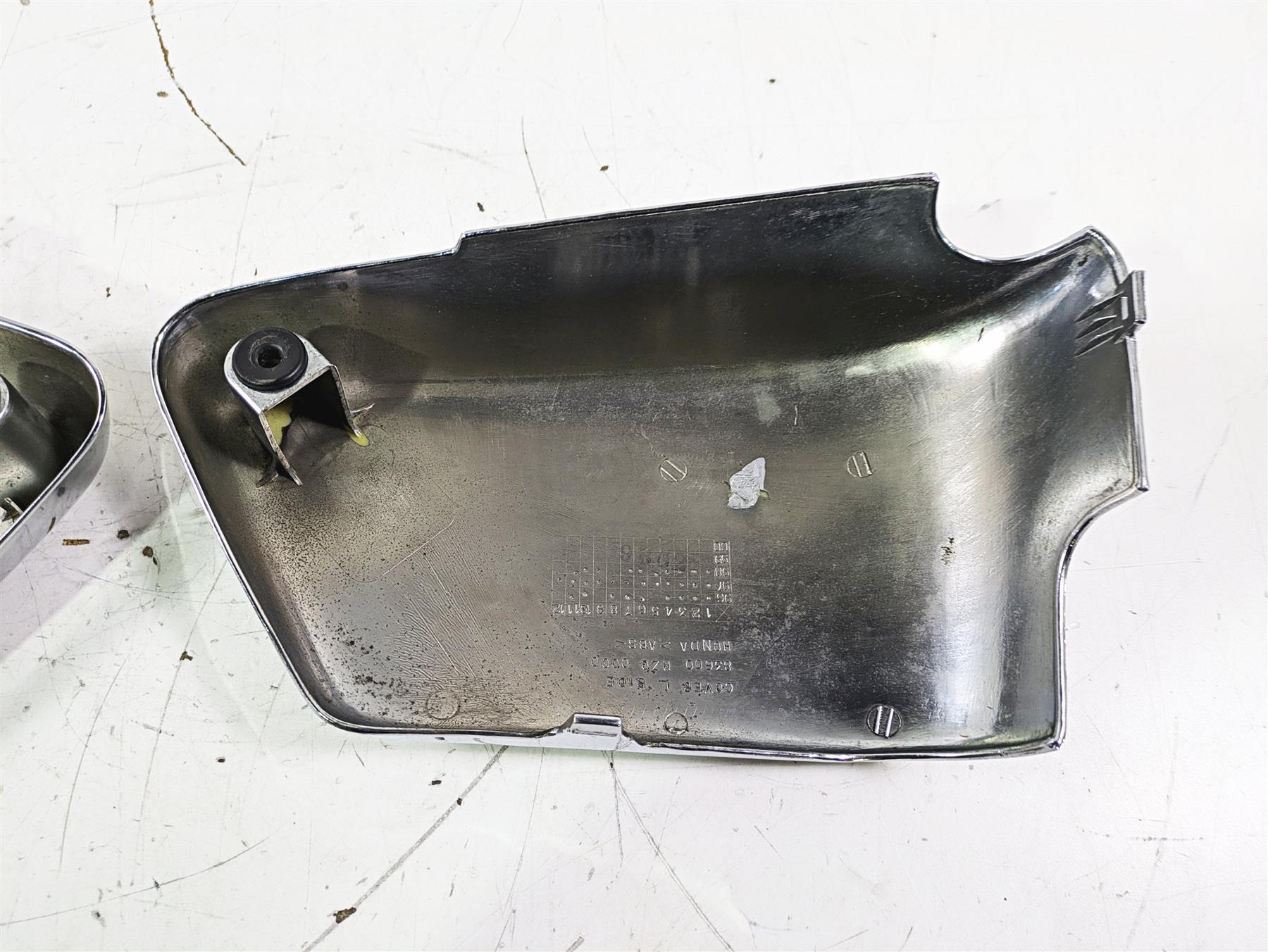 2002 Honda GL1500 CD Valkyrie Deluxe Left Right Side Covers READ 83600-MZ0-000Z {{ shop.shopifyCountryName }} - Mototech271