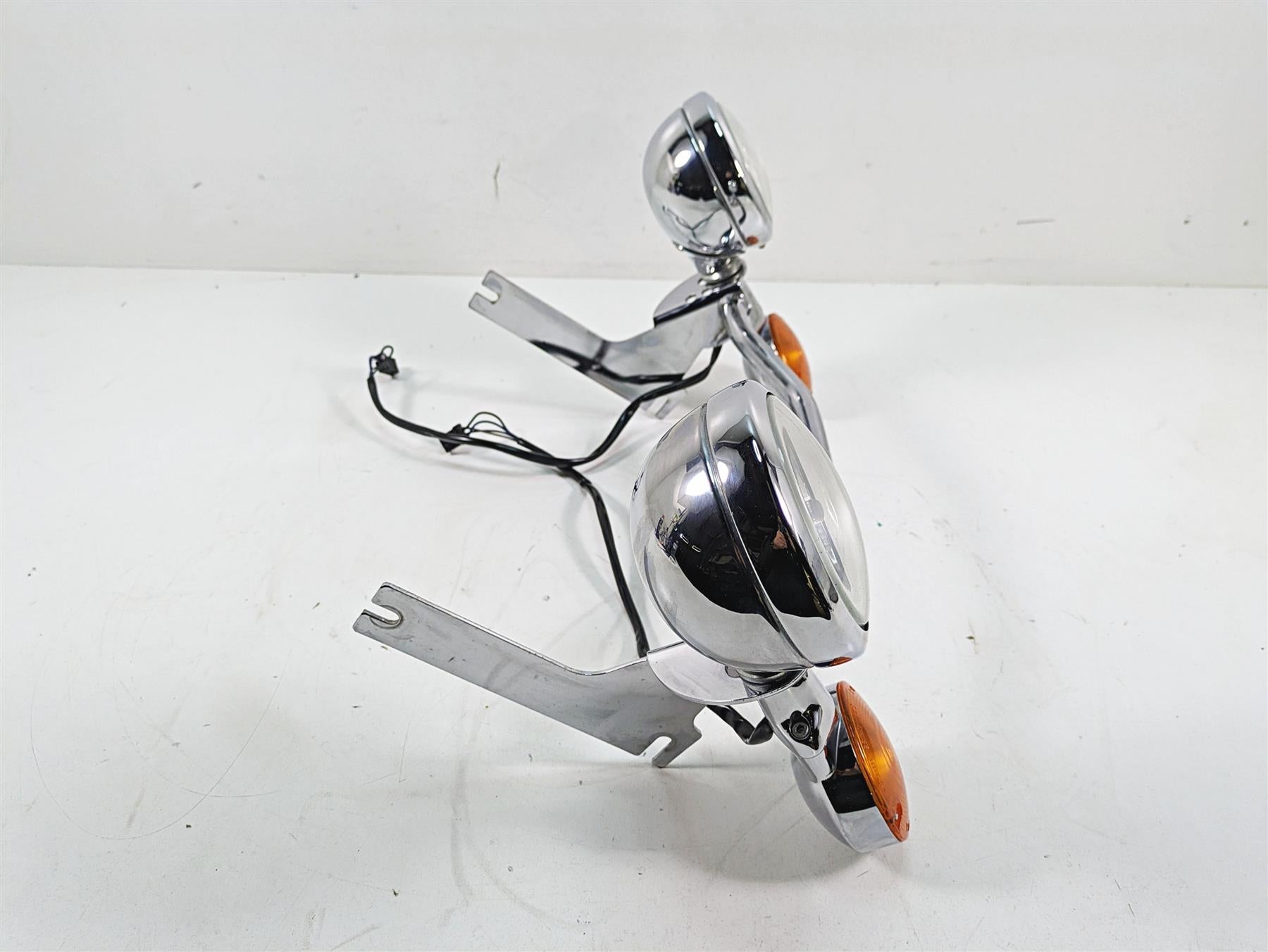 2006 Harley Touring FLHTCUI Electra Glide Front Spot Light Blinker Set 68712-94A {{ shop.shopifyCountryName }} - Mototech271