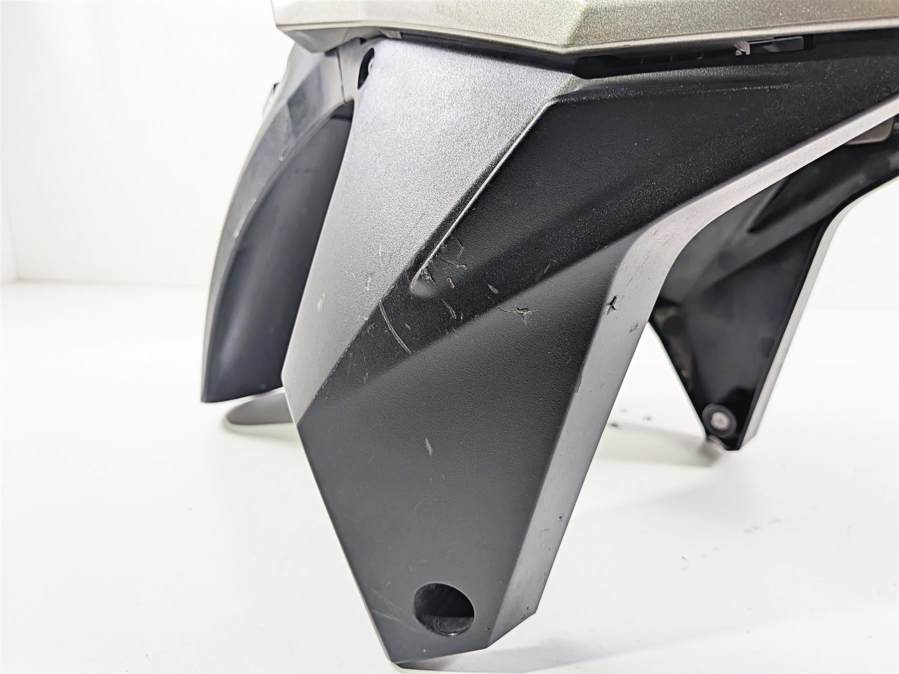 2016 BMW R1200RT RT RTW K52 Front Fender & Cover Platinbronze 46617728670 {{ shop.shopifyCountryName }} - Mototech271