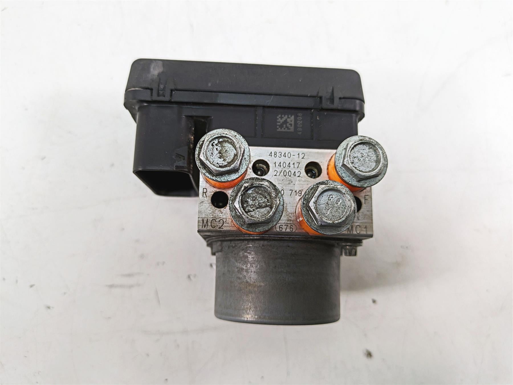 2015 Harley FXDL Dyna Low Rider Abs Brake Pump Unit Module 48341-12 {{ shop.shopifyCountryName }} - Mototech271