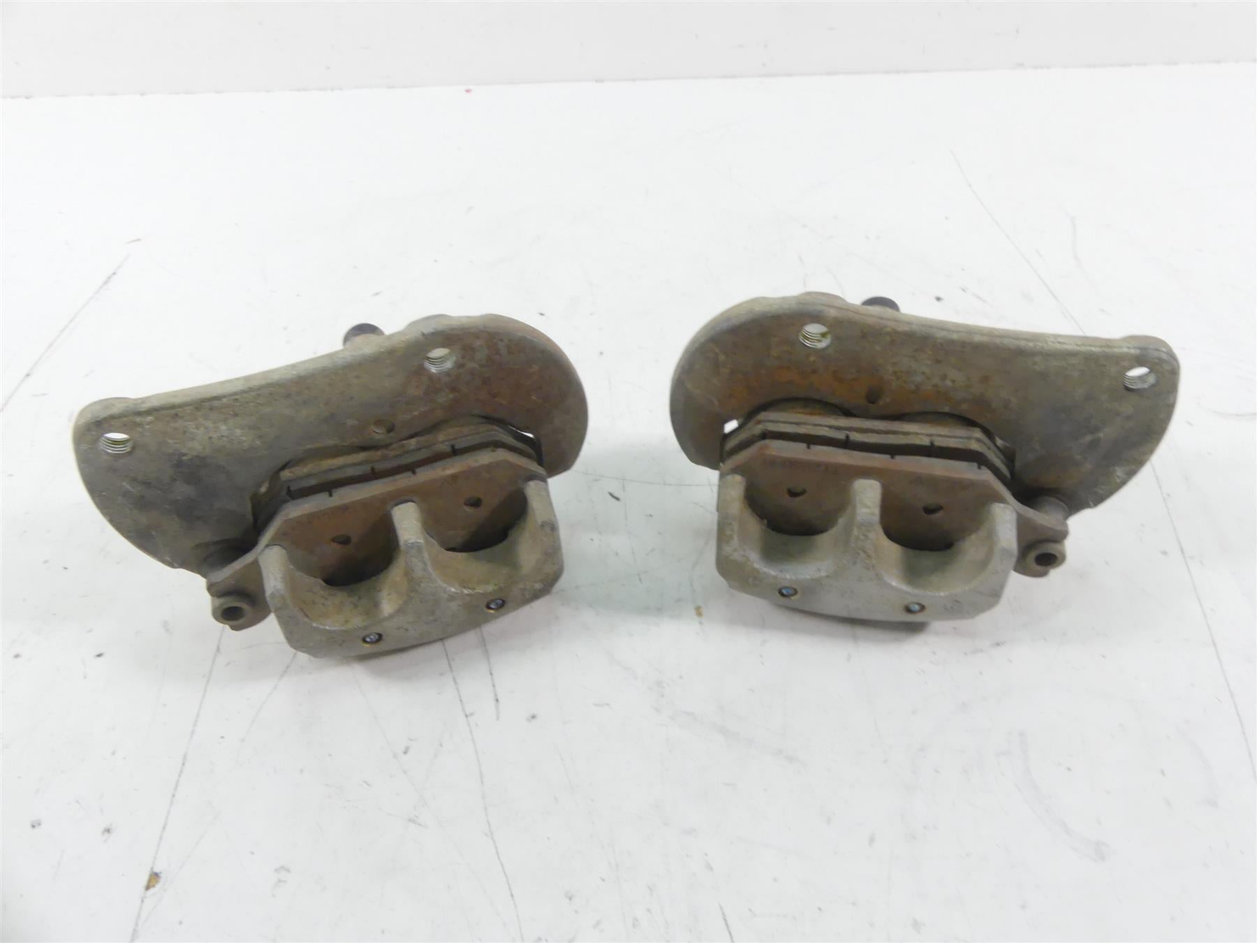 2020 Can-Am Commander 1000R XT Nissin Front Brake Calipers 705601129 705601128 {{ shop.shopifyCountryName }} - Mototech271