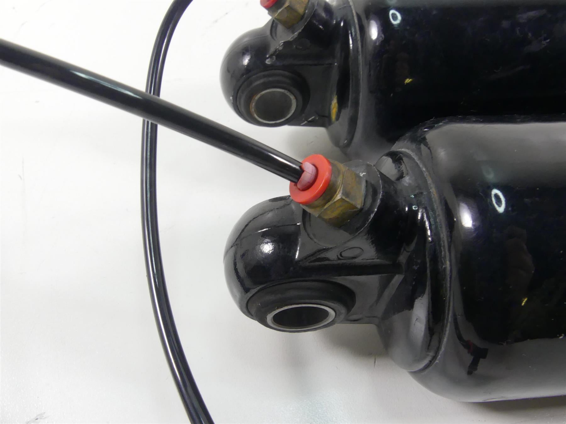 2013 Harley Touring FLHX Street Glide Rear 12" Air Ride Shock Set 54662-09 {{ shop.shopifyCountryName }} - Mototech271