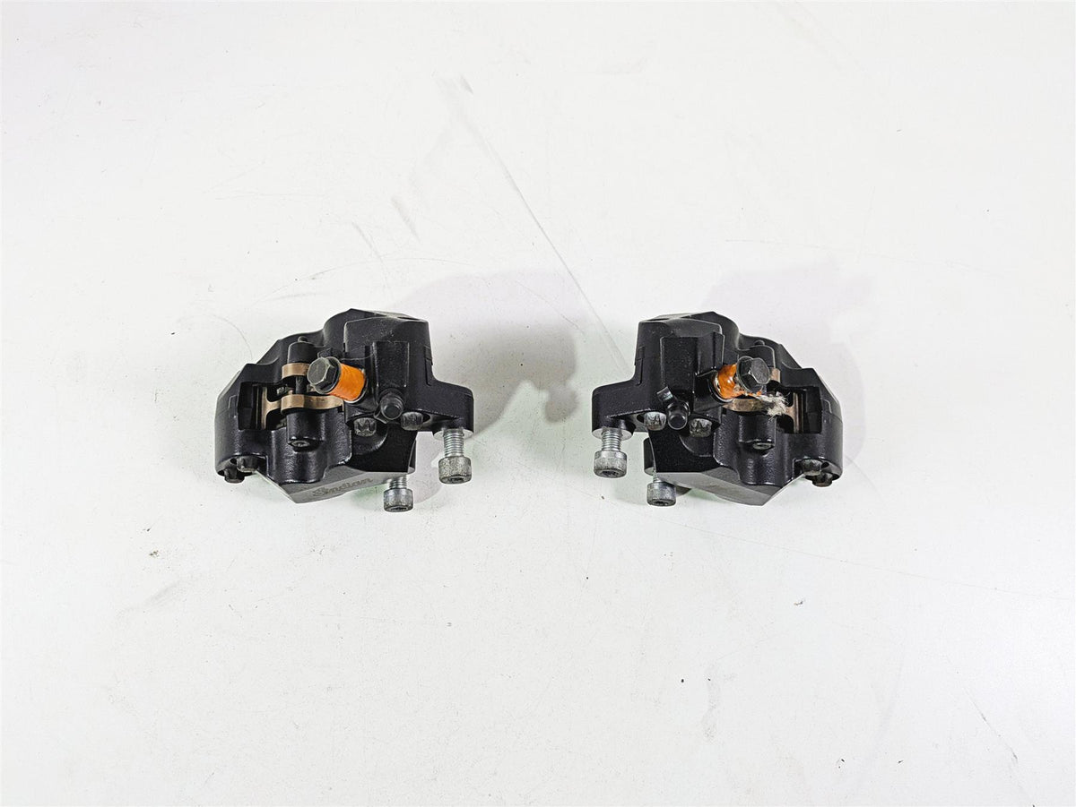 2017 Indian Chieftain Limited Front Brake Caliper Set 1912390 1912391 {{ shop.shopifyCountryName }} - Mototech271