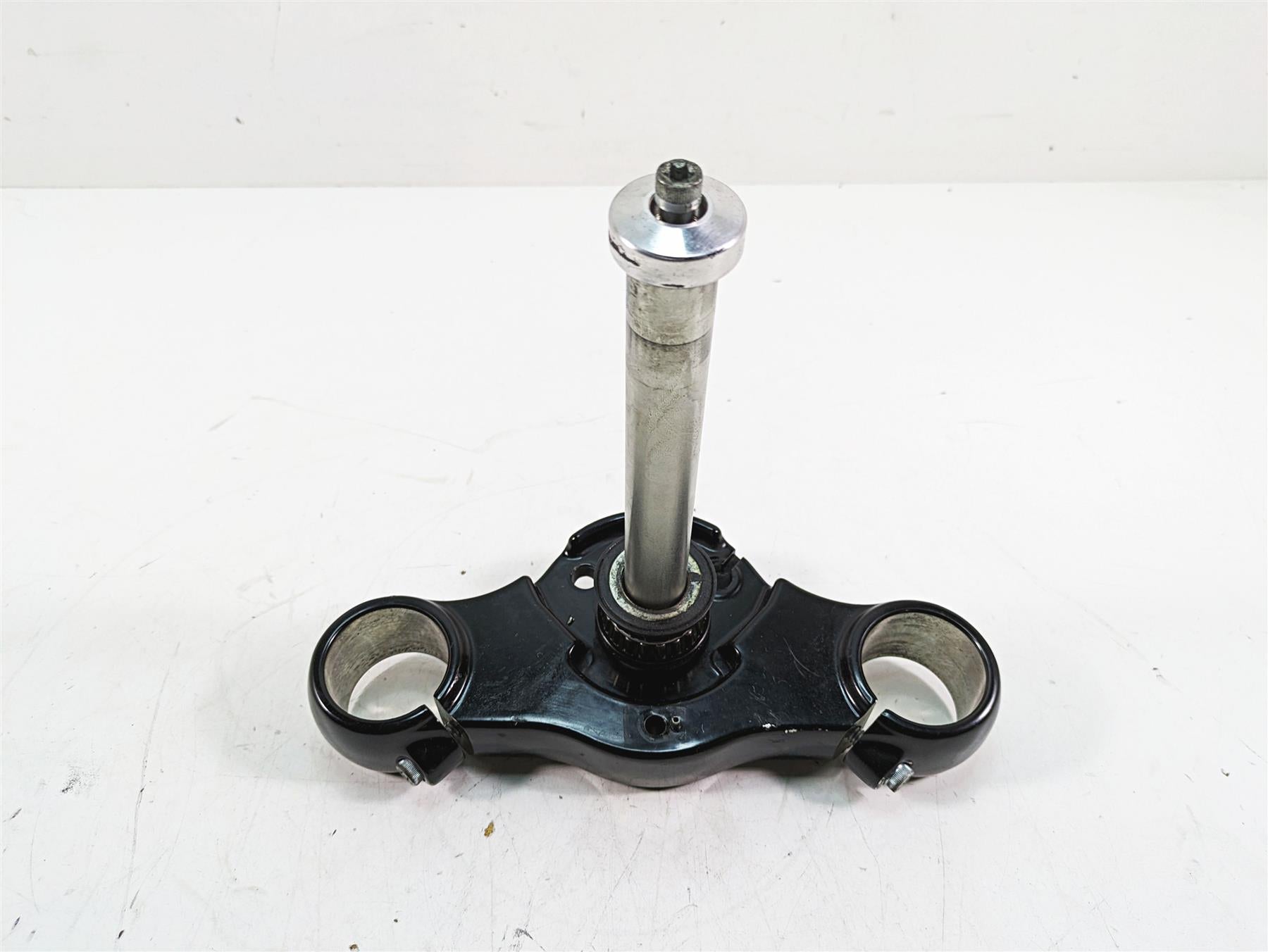 2020 Harley Softail FXBB Street Bob Lower Triple Tree Clamp 49mm 45900170 {{ shop.shopifyCountryName }} - Mototech271
