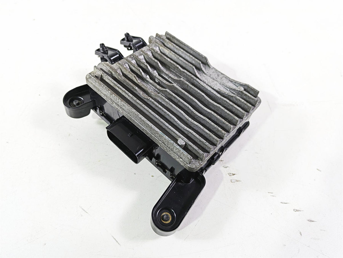2018 Indian Chieftain Dark Horse Front Radio Amp Amplifier Module 4015980 {{ shop.shopifyCountryName }} - Mototech271