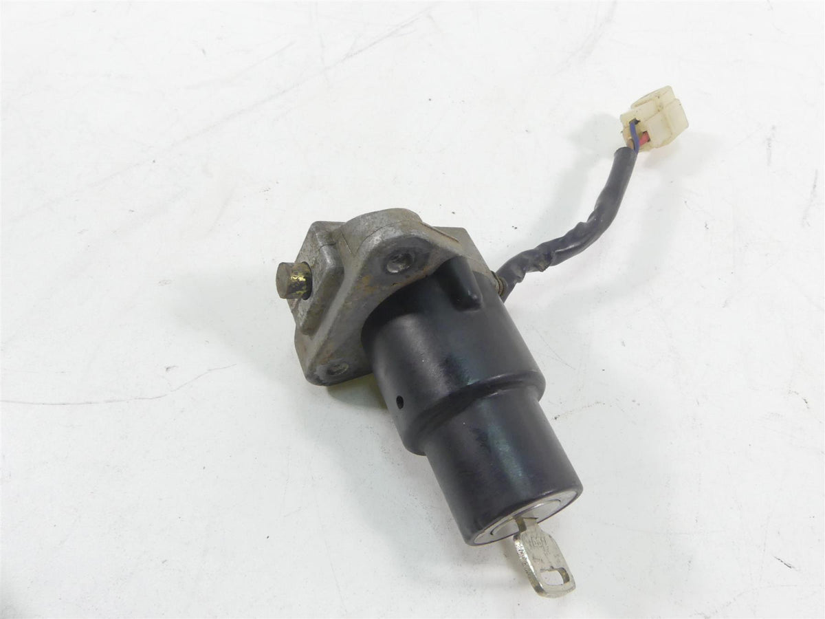 1978 Yamaha XS650 SE Special Ignition Switch Key Lock Set 3JV-82501-00-00 {{ shop.shopifyCountryName }} - Mototech271